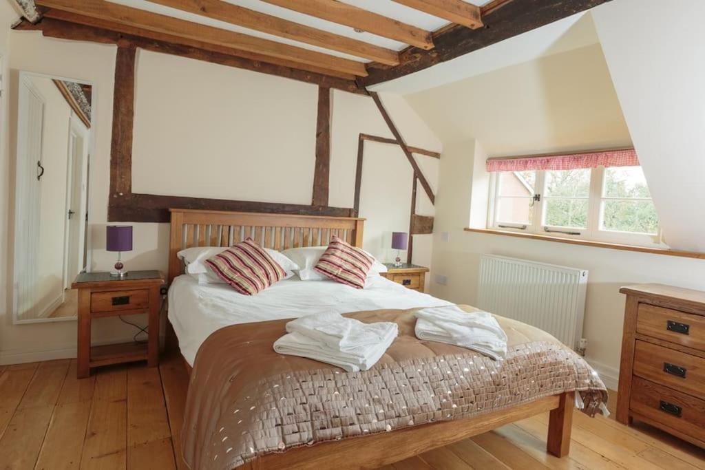 Three-Bedroom House photo 1