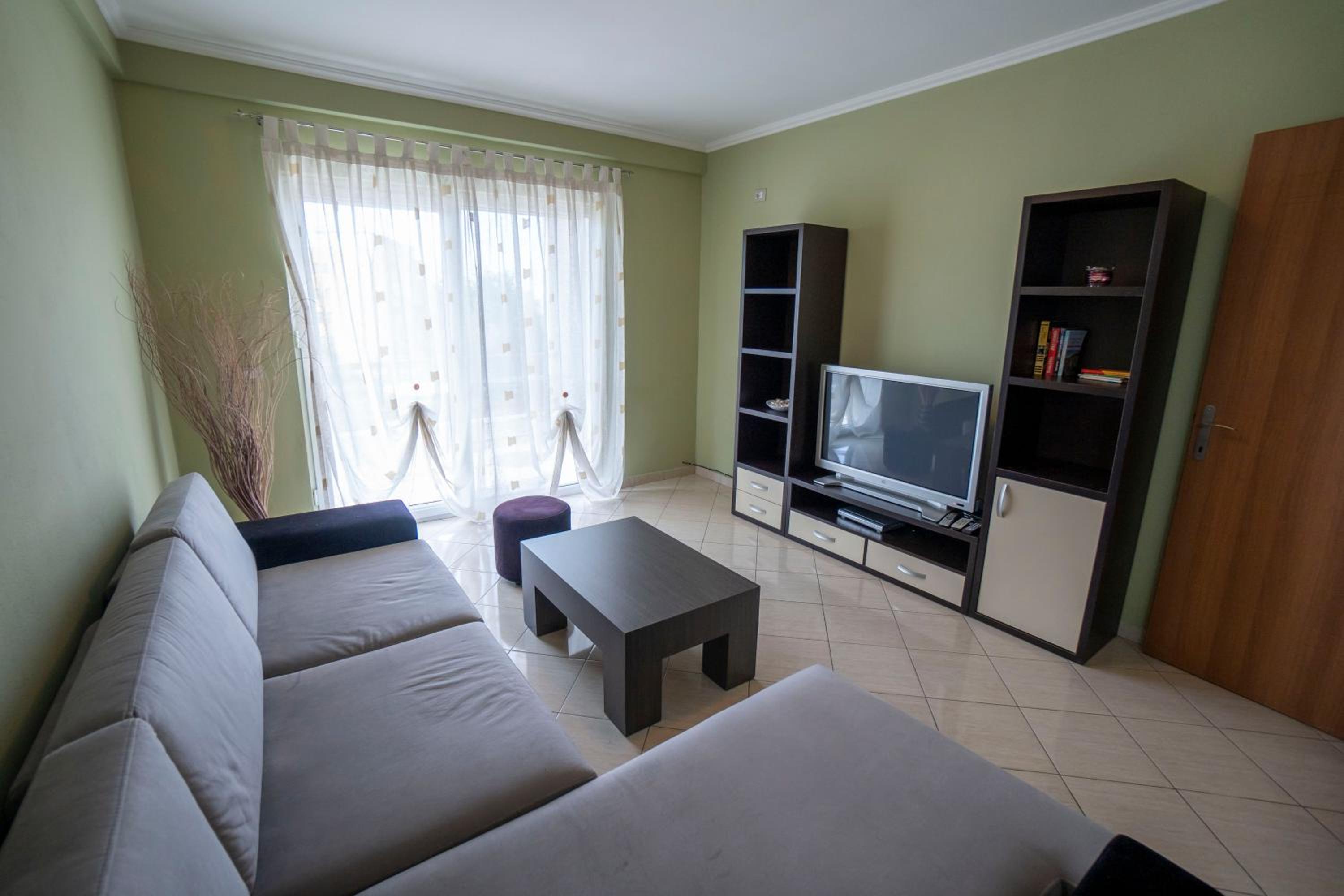 One-Bedroom Apartment With Balcony