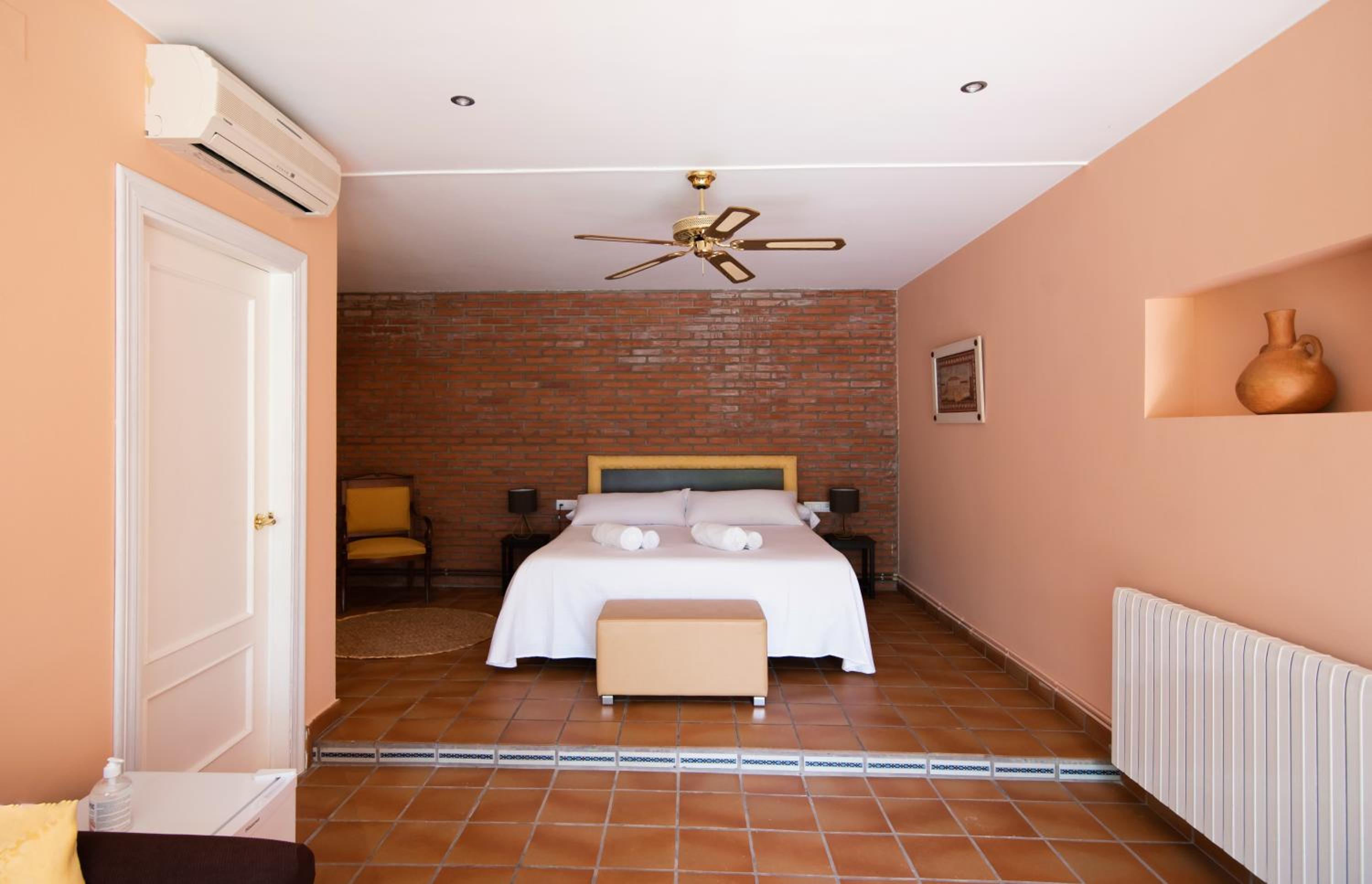 Habitación Doble Deluxe con Cama Extra