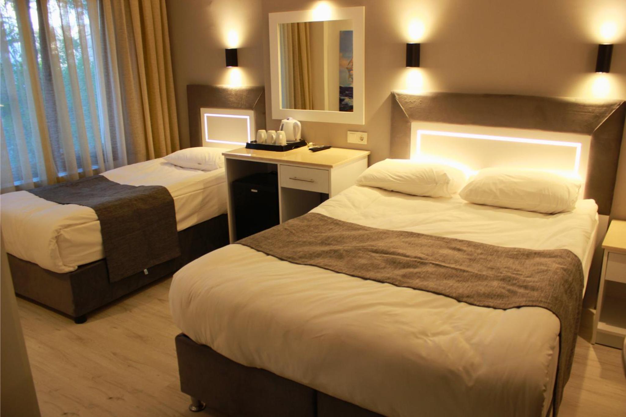 Classic Triple Room photo 3