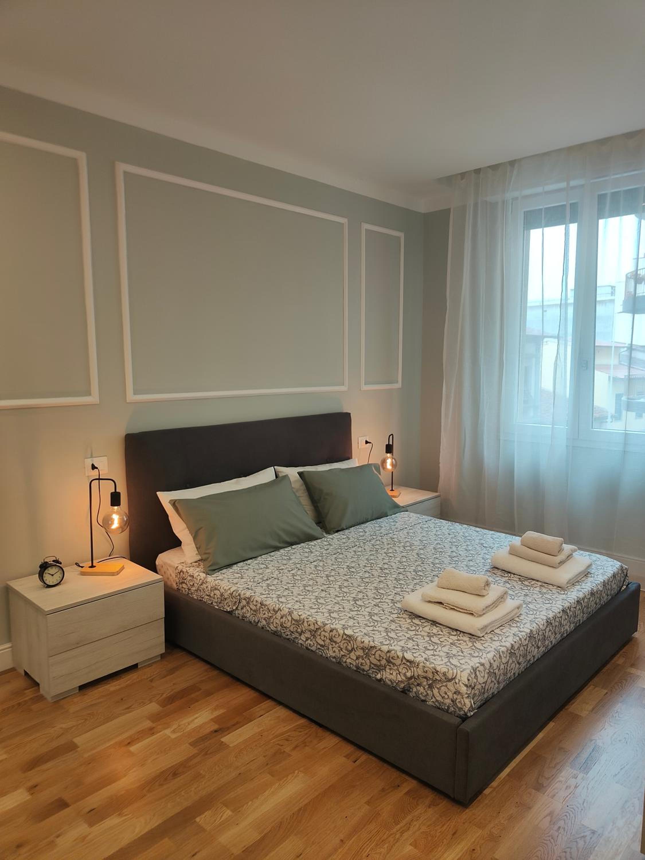 Two-Bedroom Apartment with Balcony photo 3