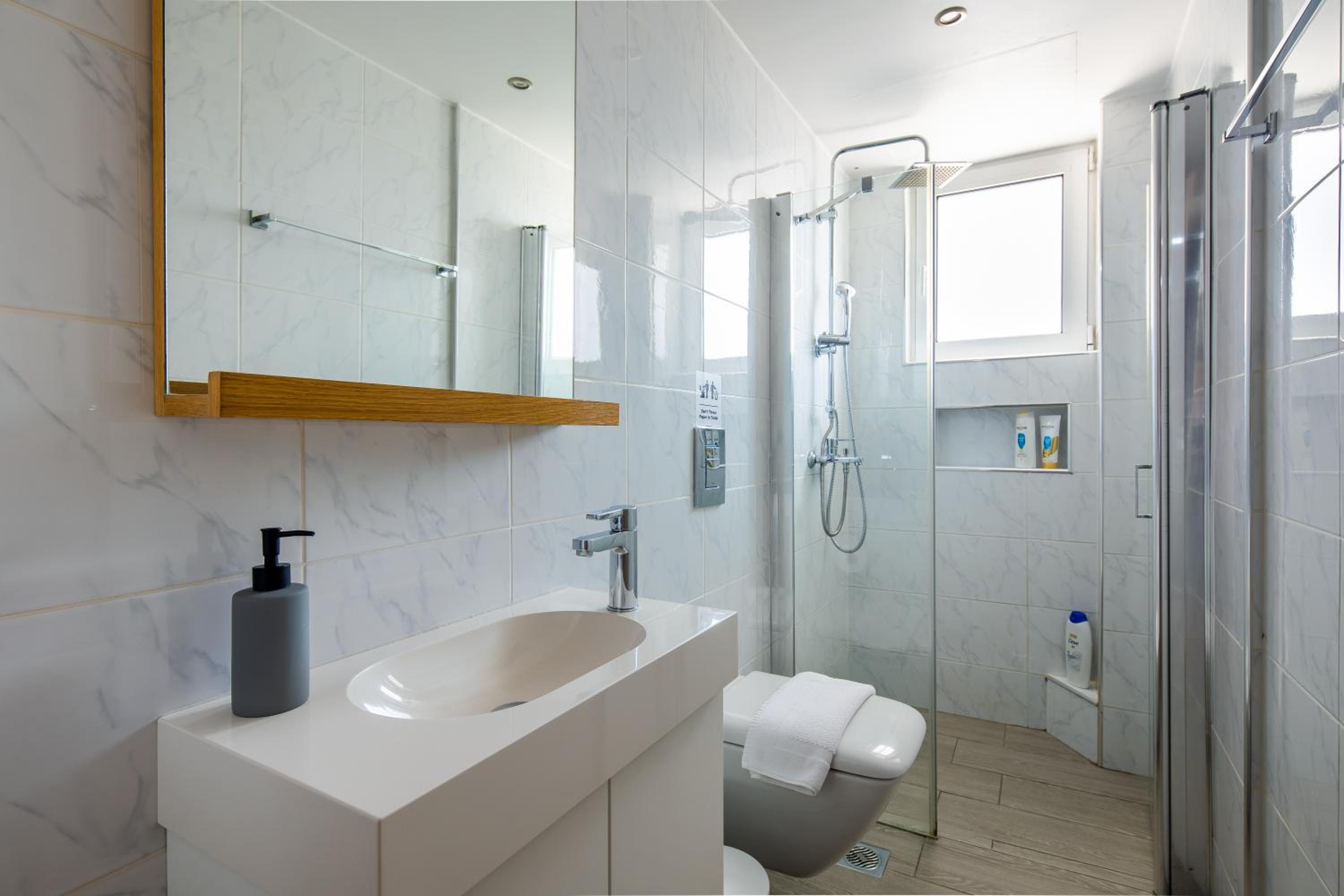Boutique Studio #3 - Photo 2