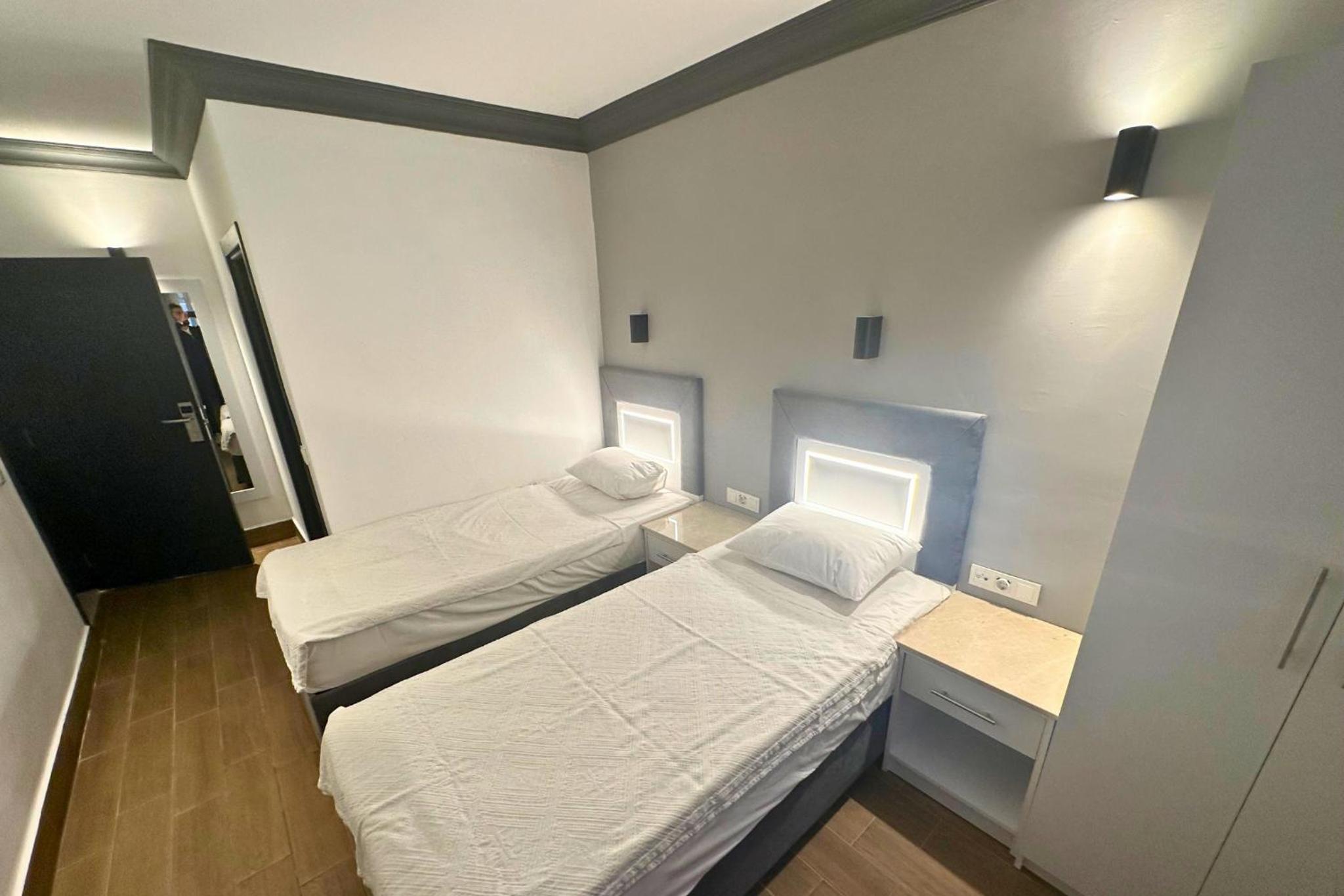Twin Room - Basement photo 2