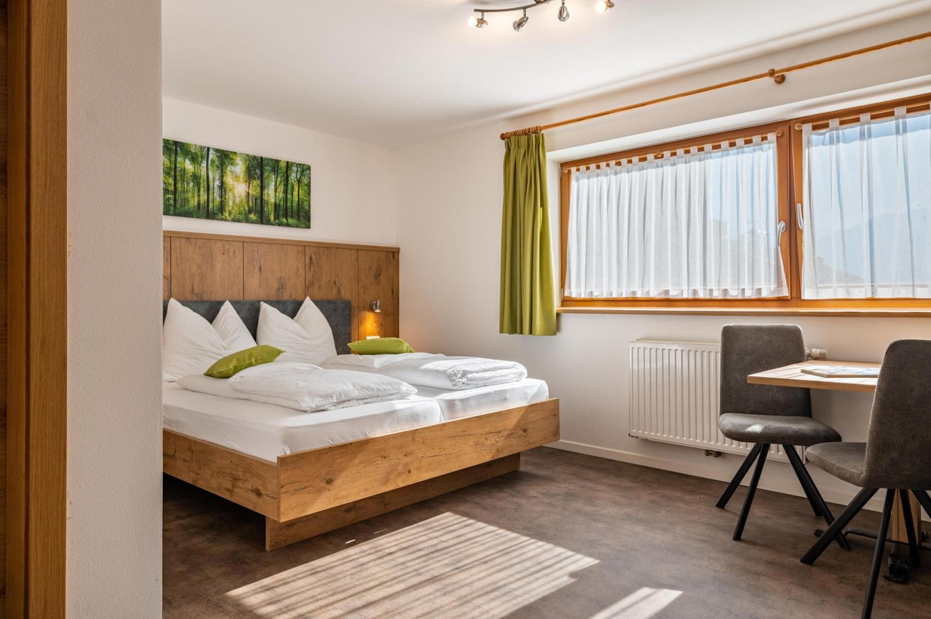 Superior One-Bedroom Apartment With Balcony photo 1