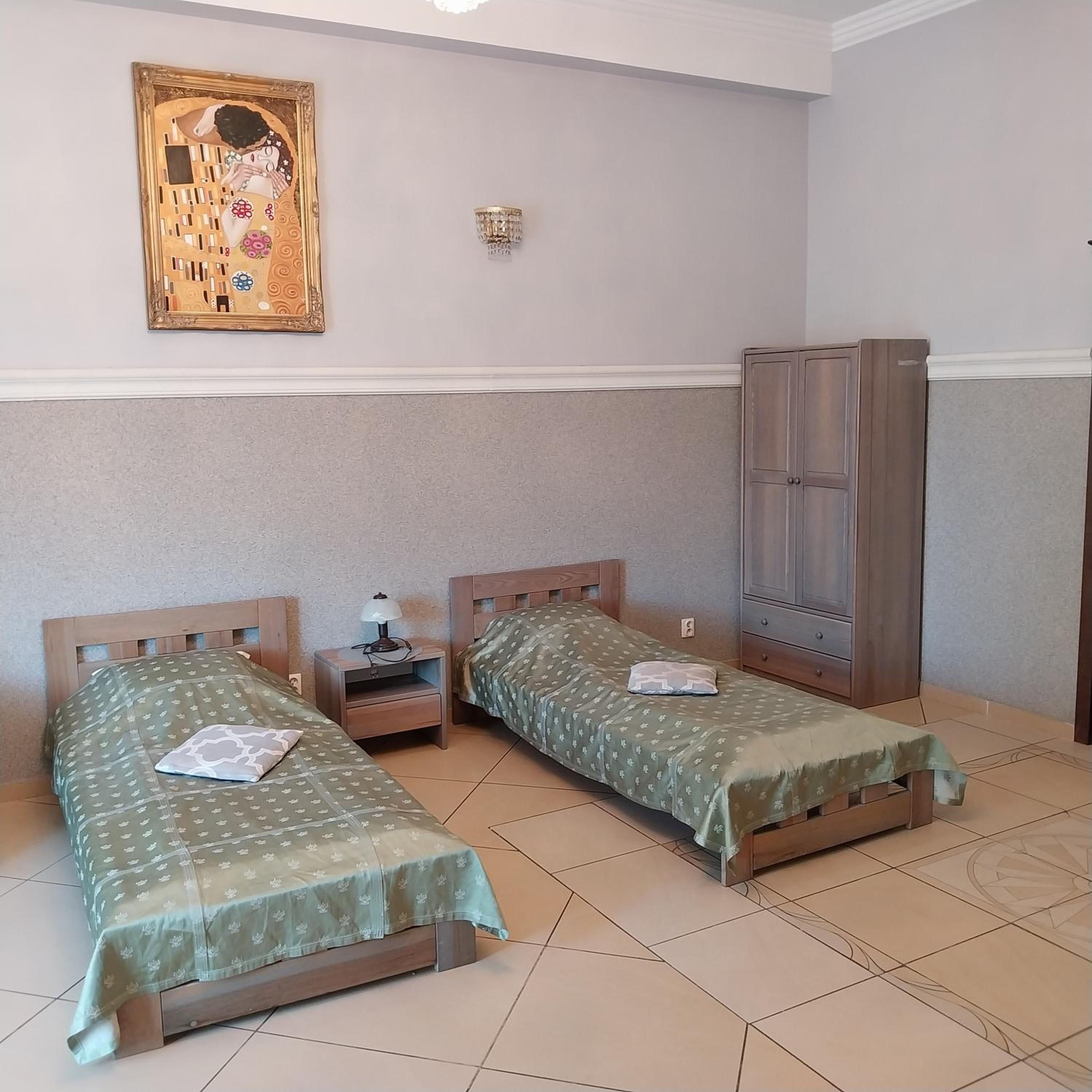 One-Bedroom Apartment with Balcony and City View photo 1