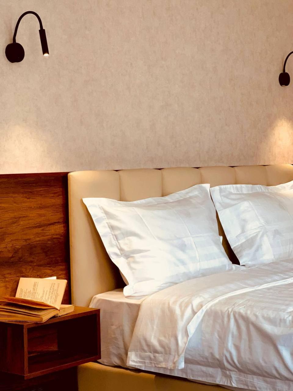 Deluxe Double Room photo 3