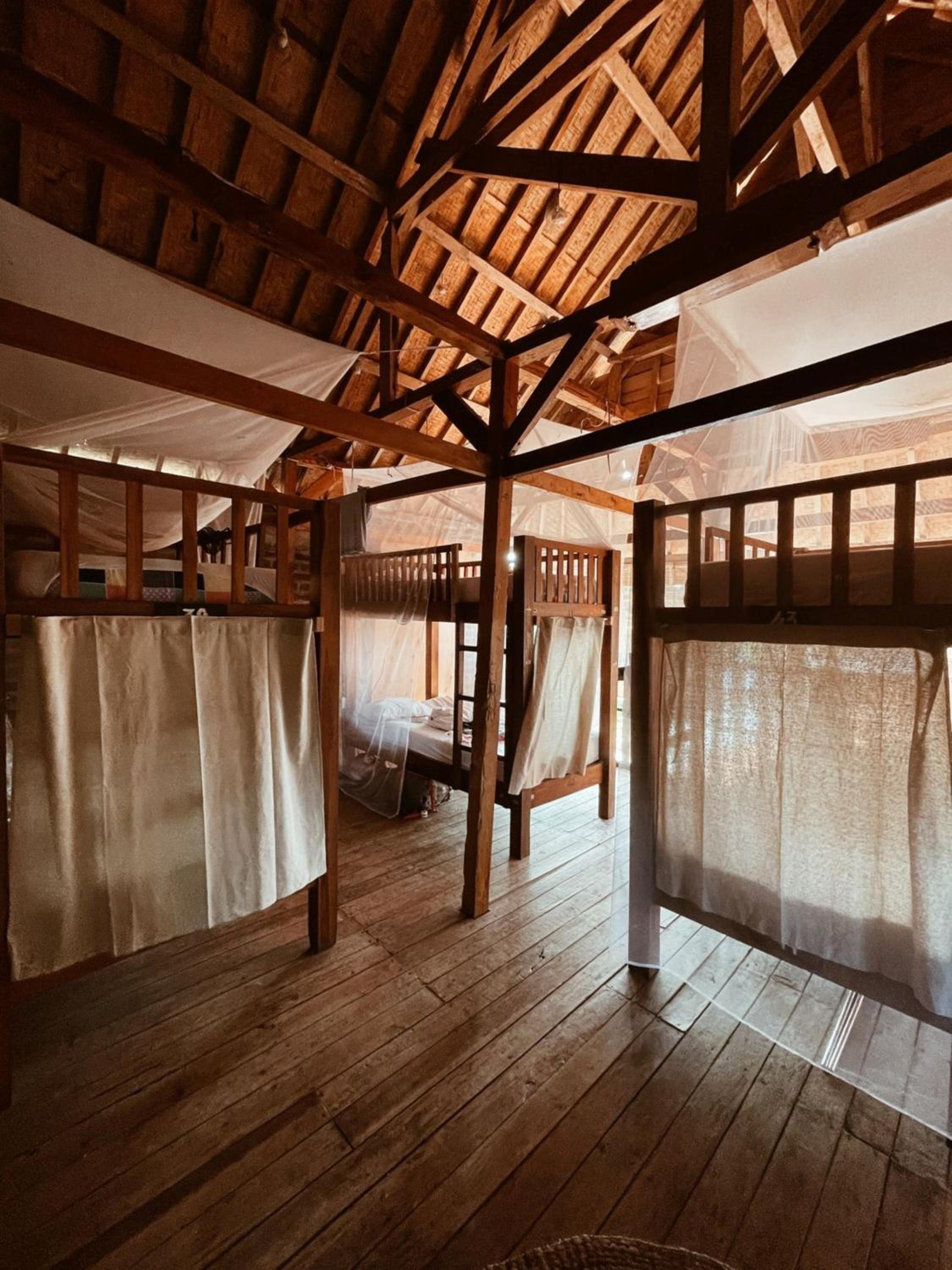 Bed in 10-Bed Mixed Dormitory Room photo 3
