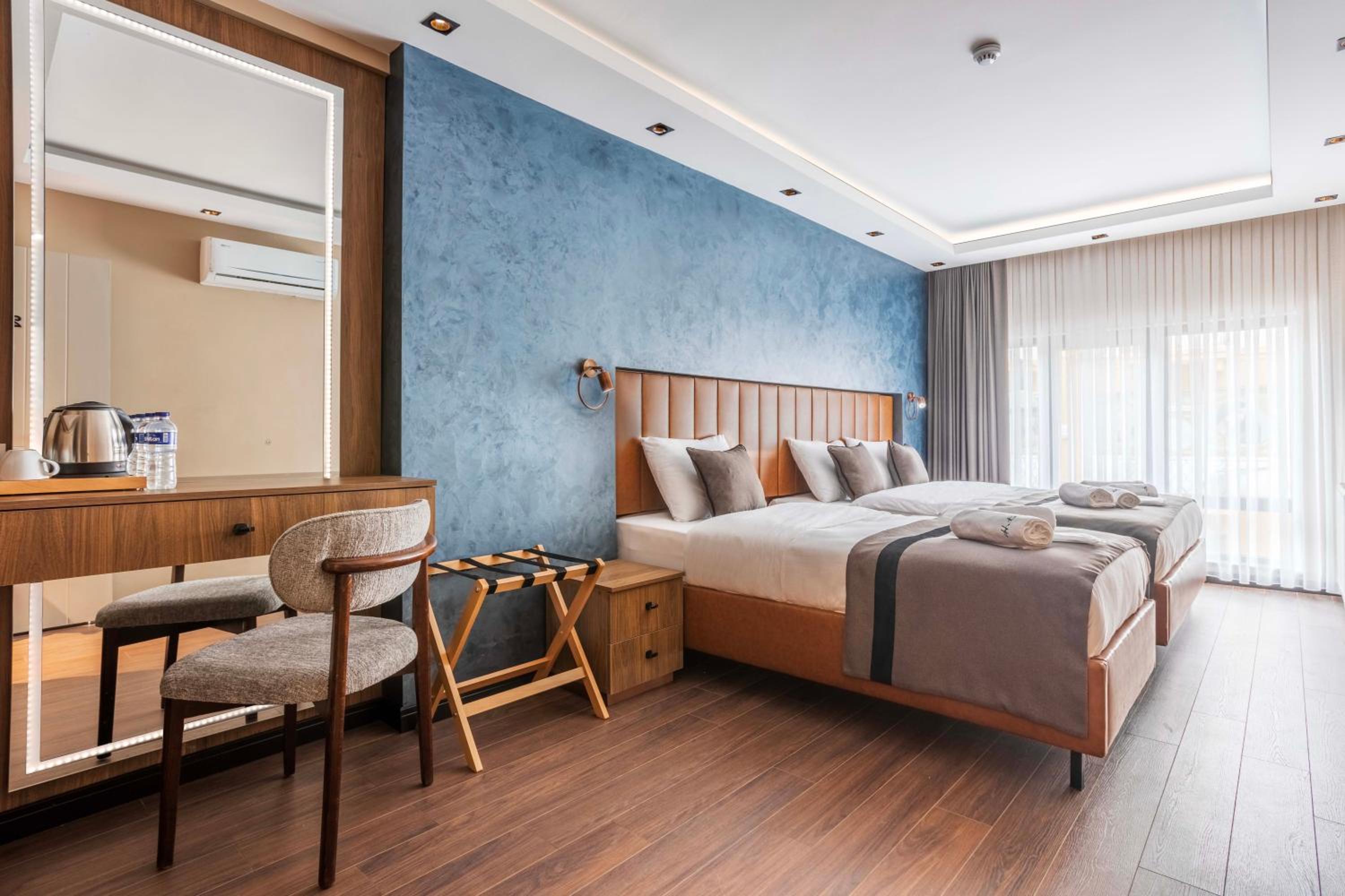 Deluxe Triple Room photo 3
