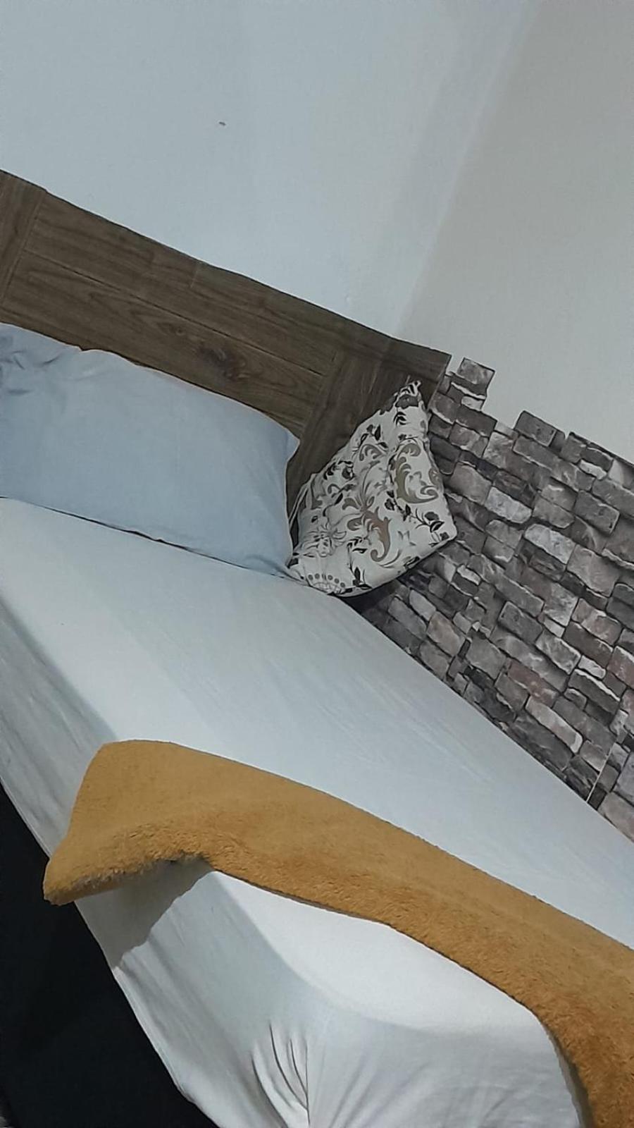 Bed in 6-Bed Mixed Dormitory Room photo 3