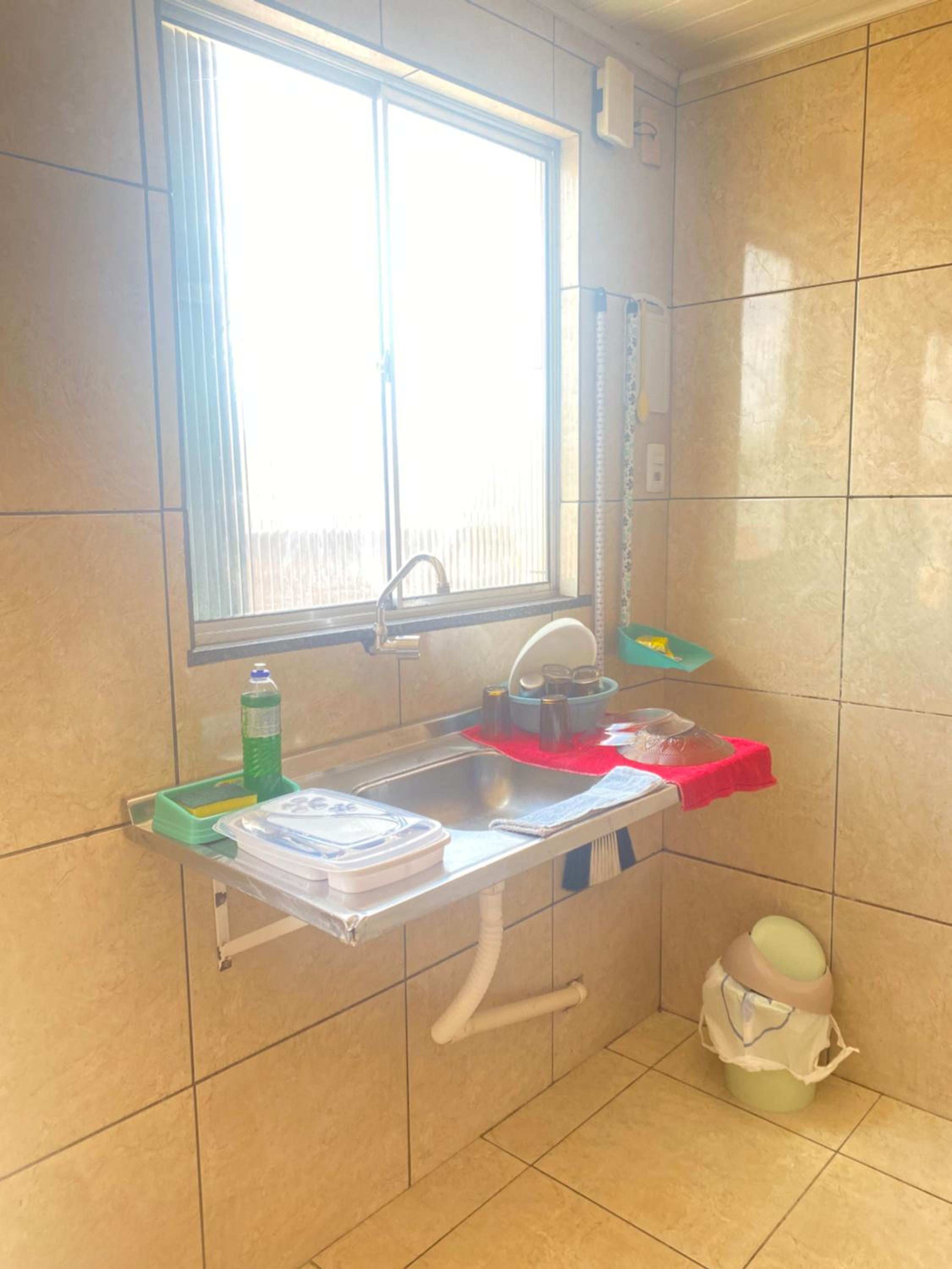 Apartment with Shower photo 3