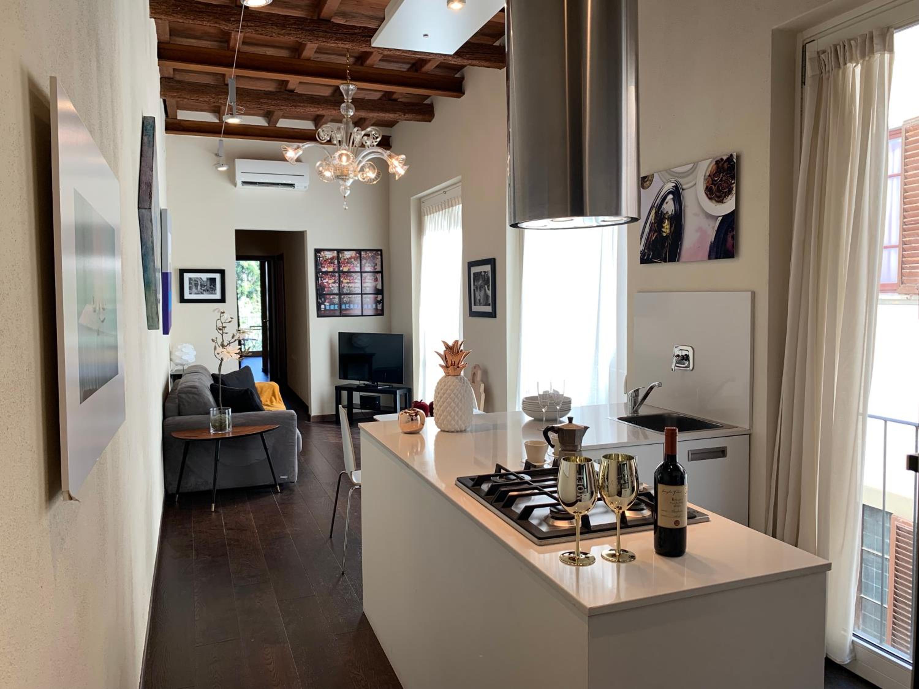 Standard Two-Bedroom Apartment with Balcony photo 2