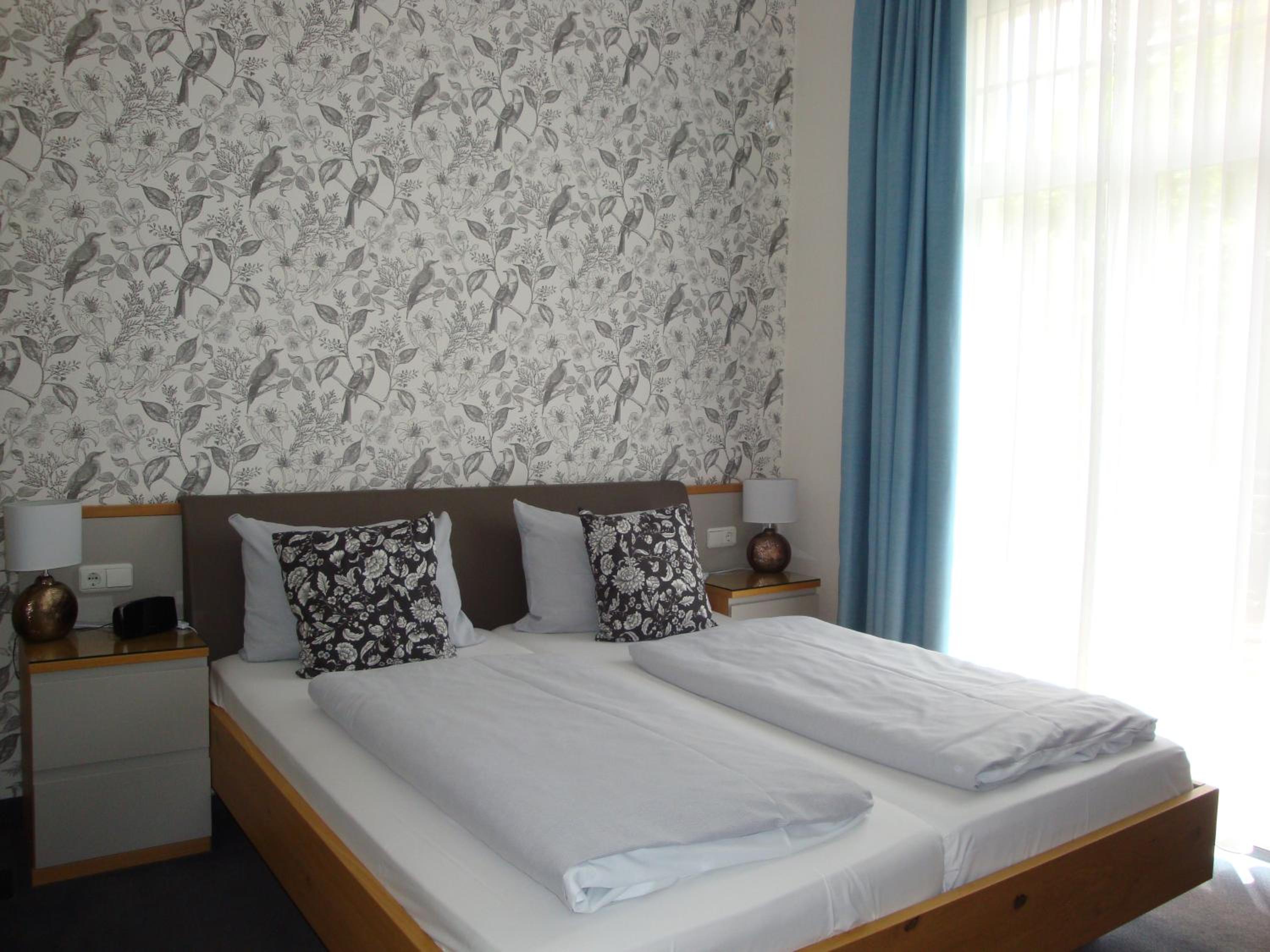 Double Room - Photo 2