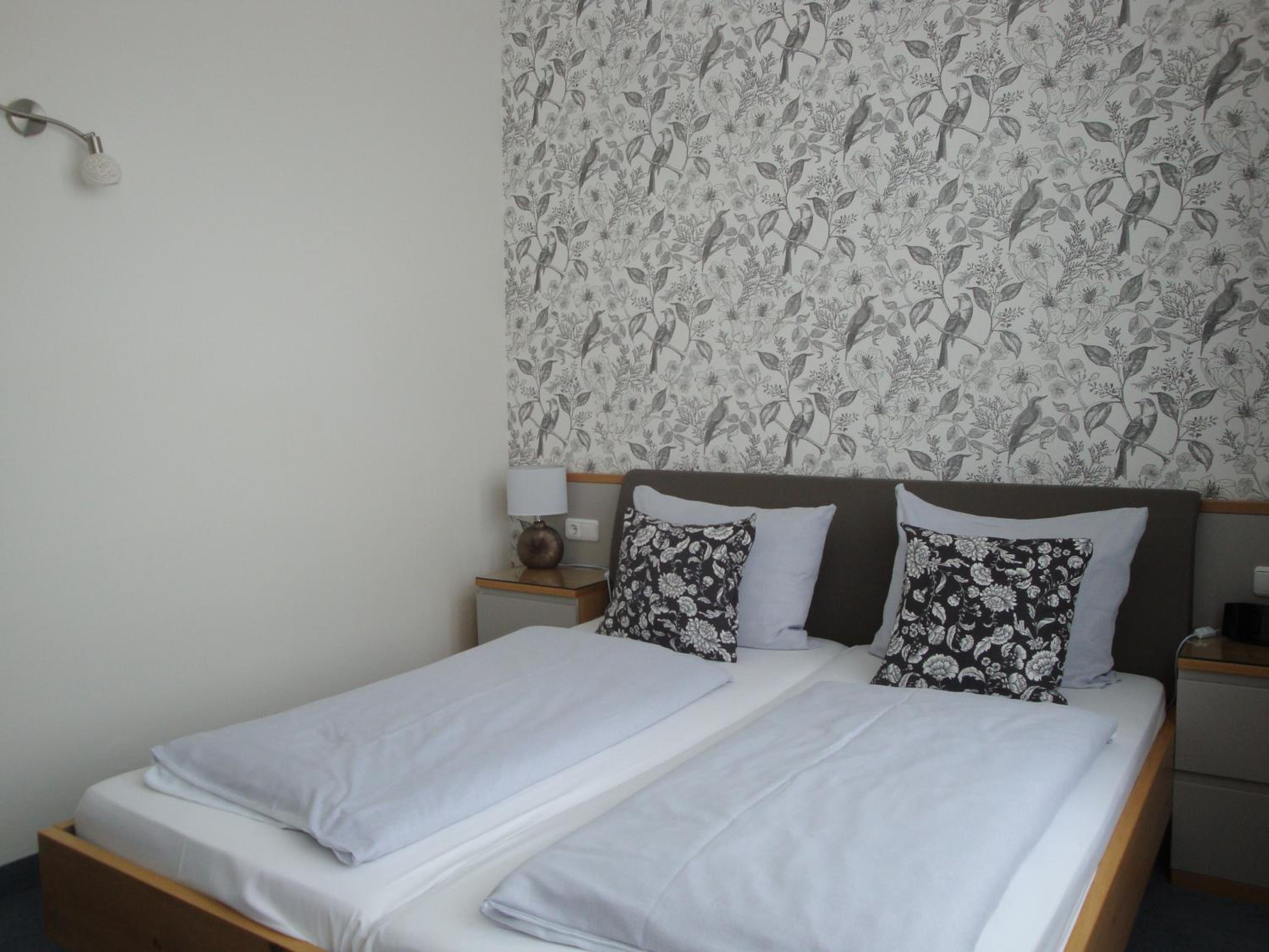 Double Room - Photo 4