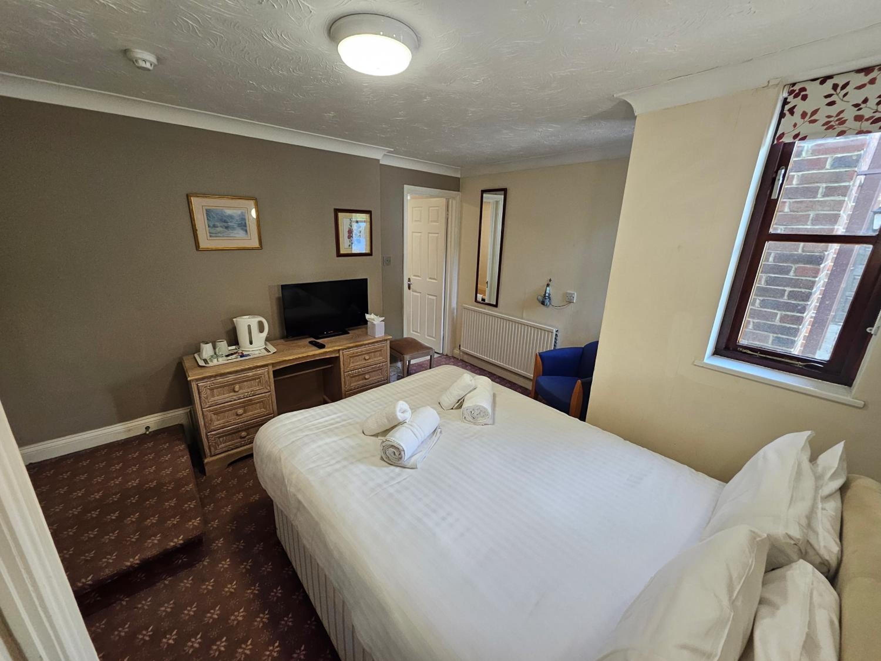 Small Double Room photo 2