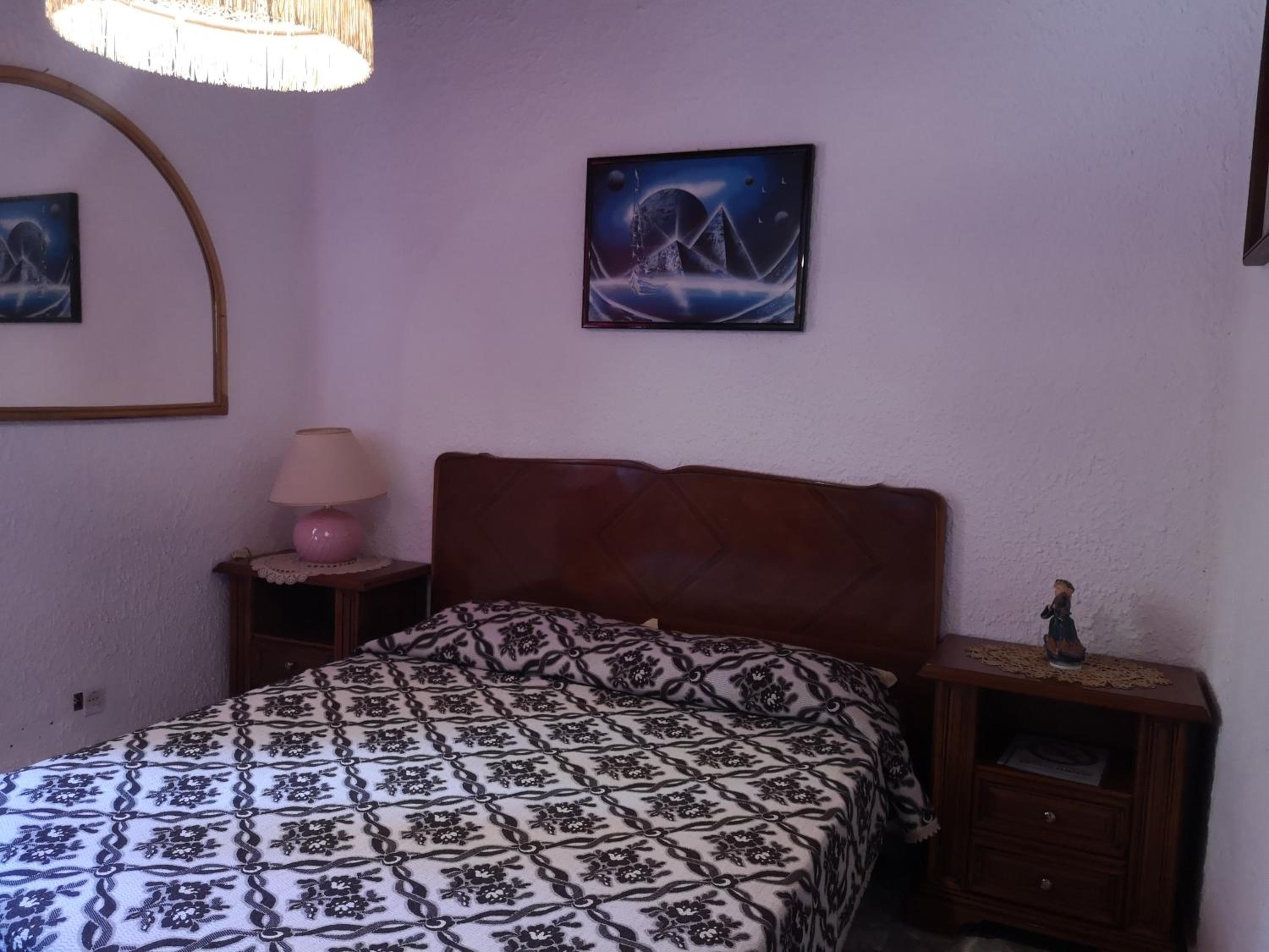 Double Room With Shared Bathroom photo 1