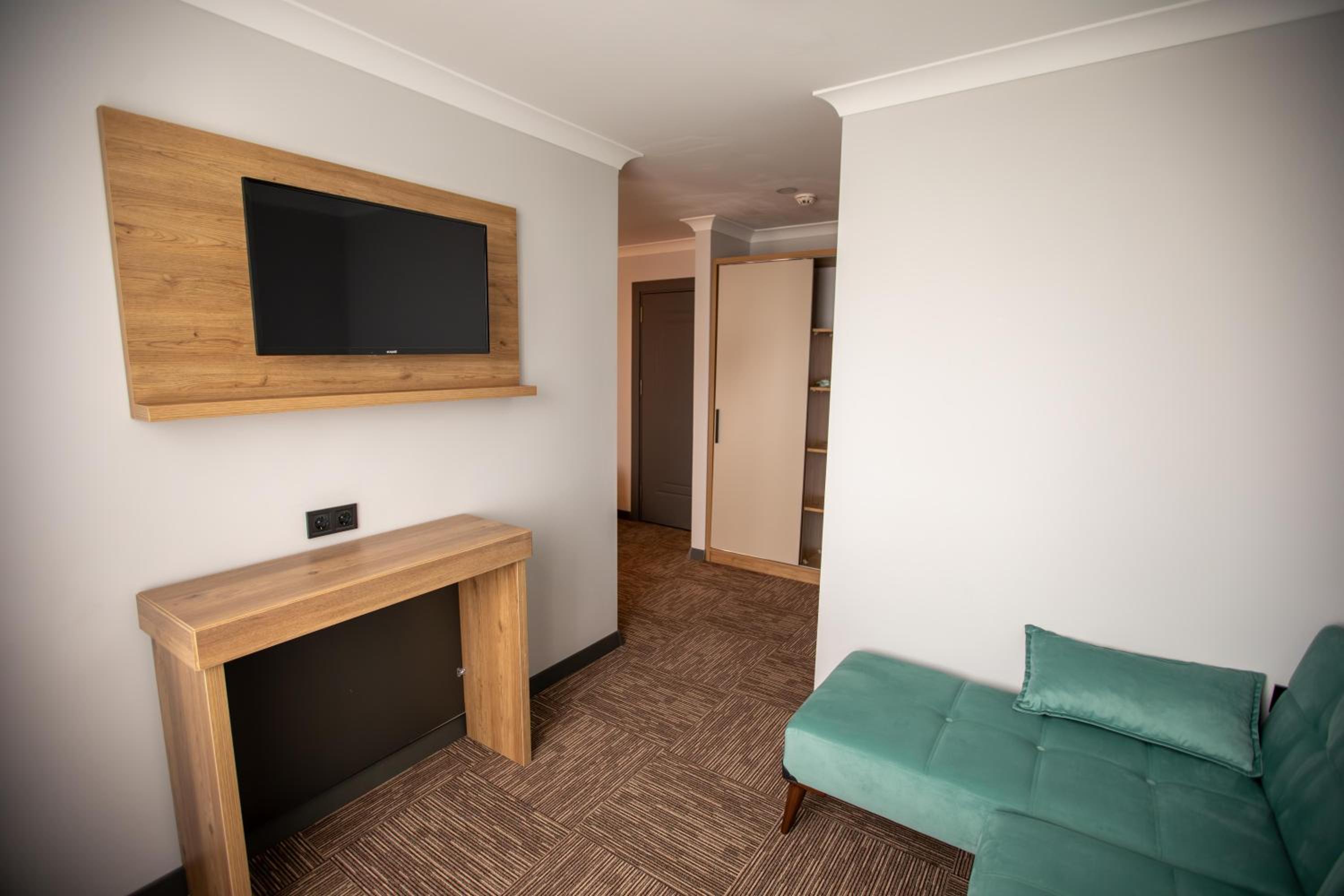 Suite with Sea View - Photo 2
