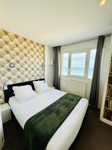 Family Room with Sea View photo 2