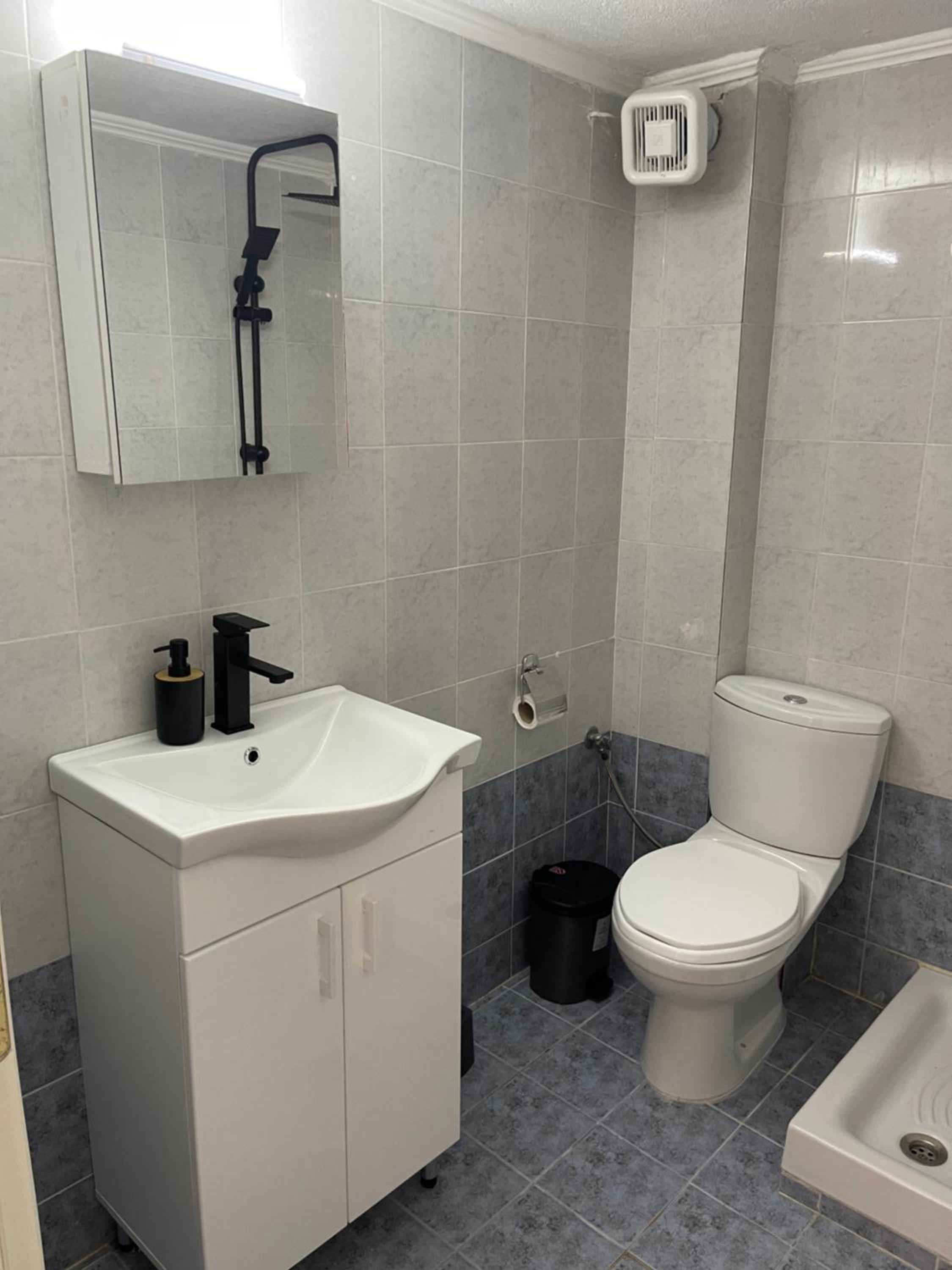 Two-Bedroom House photo 2