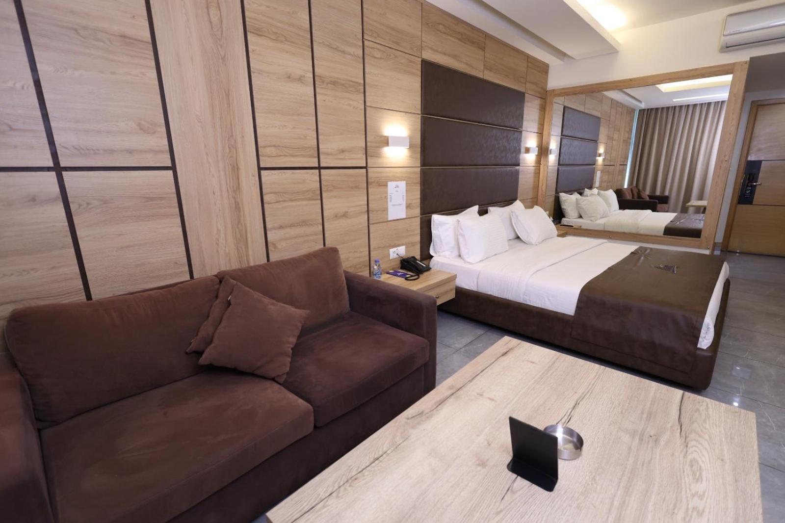 Junior Suite - Photo 21