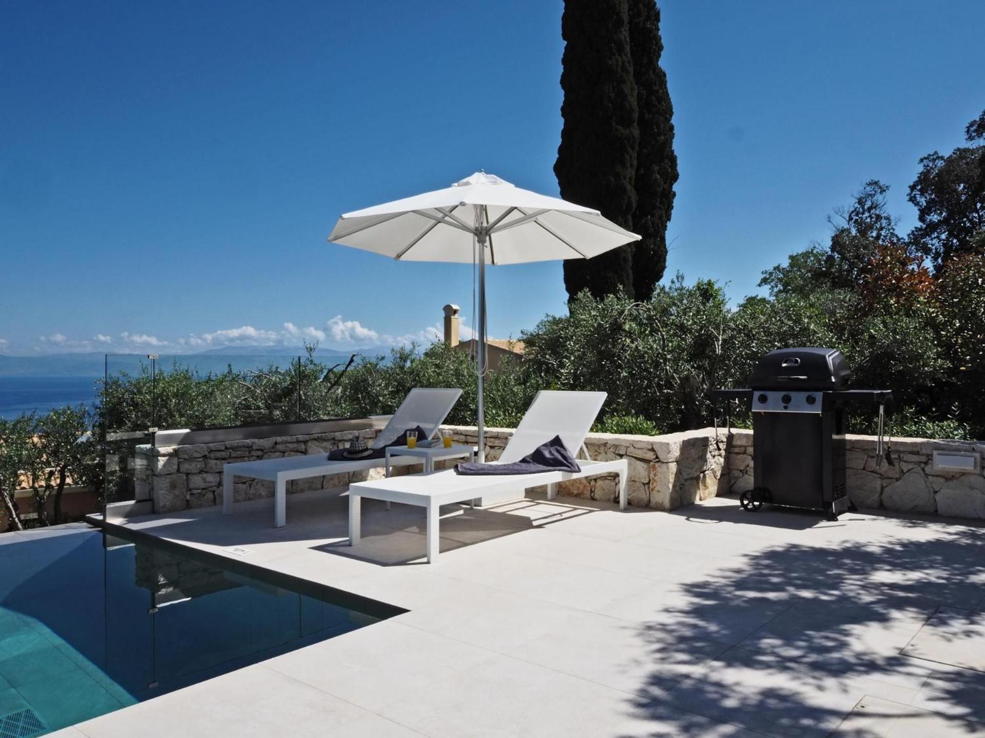 Villa photo 3