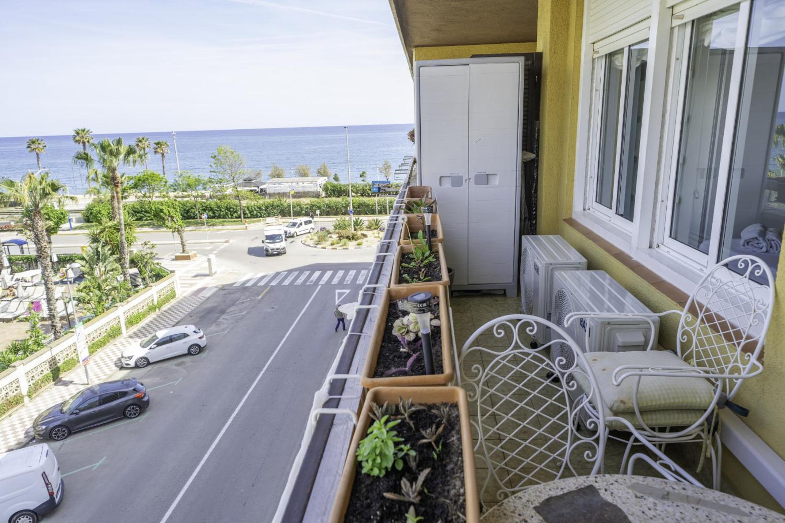 Two-Bedroom Apartment with Ocean View photo 3