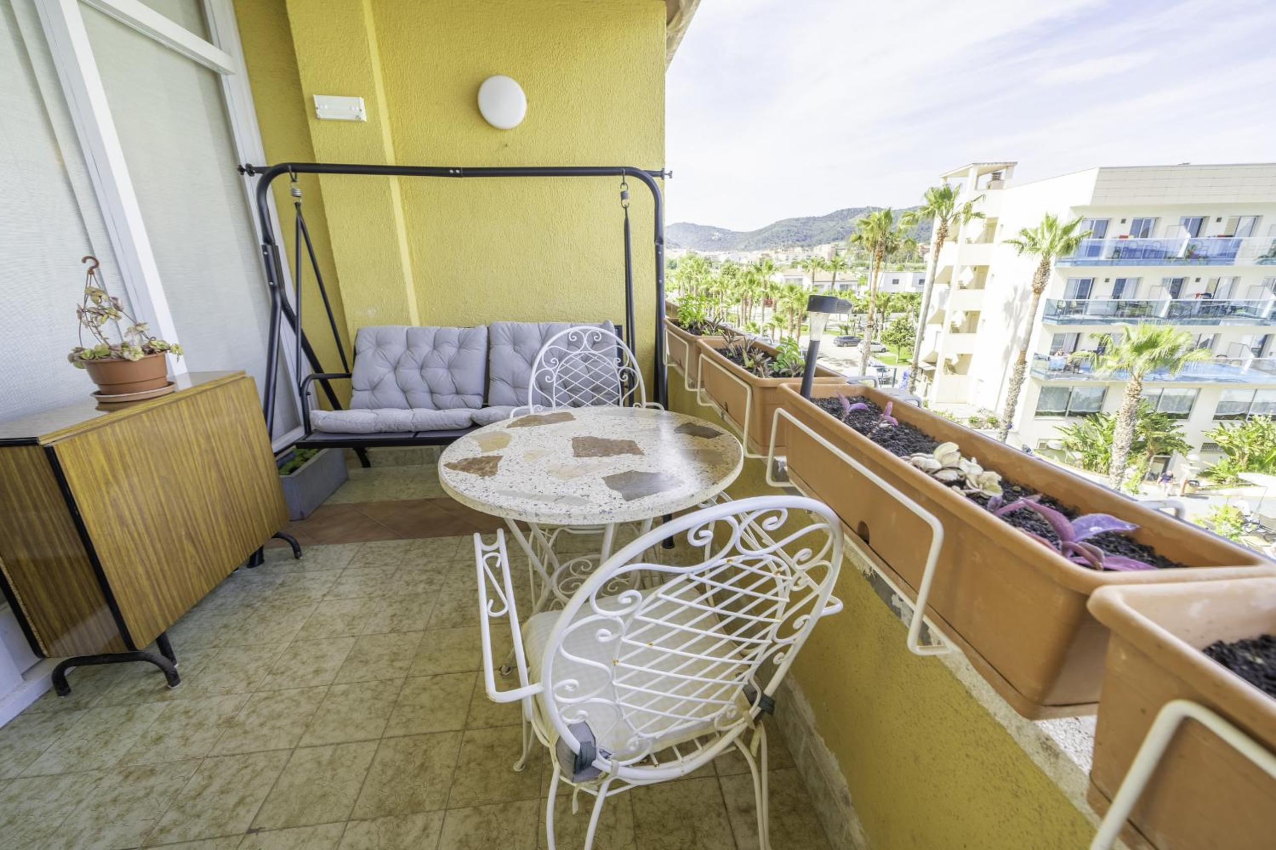 Two-Bedroom Apartment with Ocean View photo 2