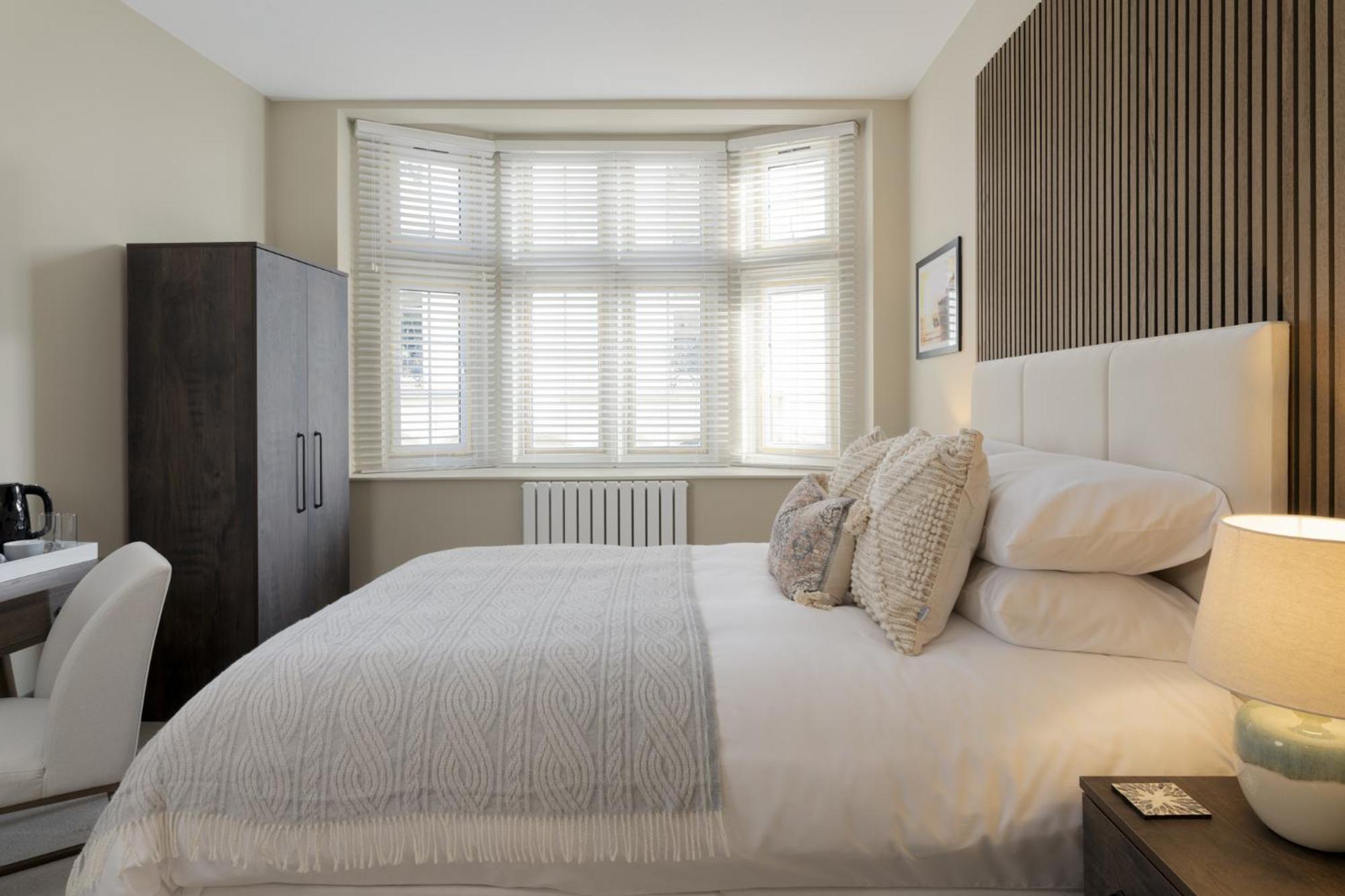 Superior King Room
