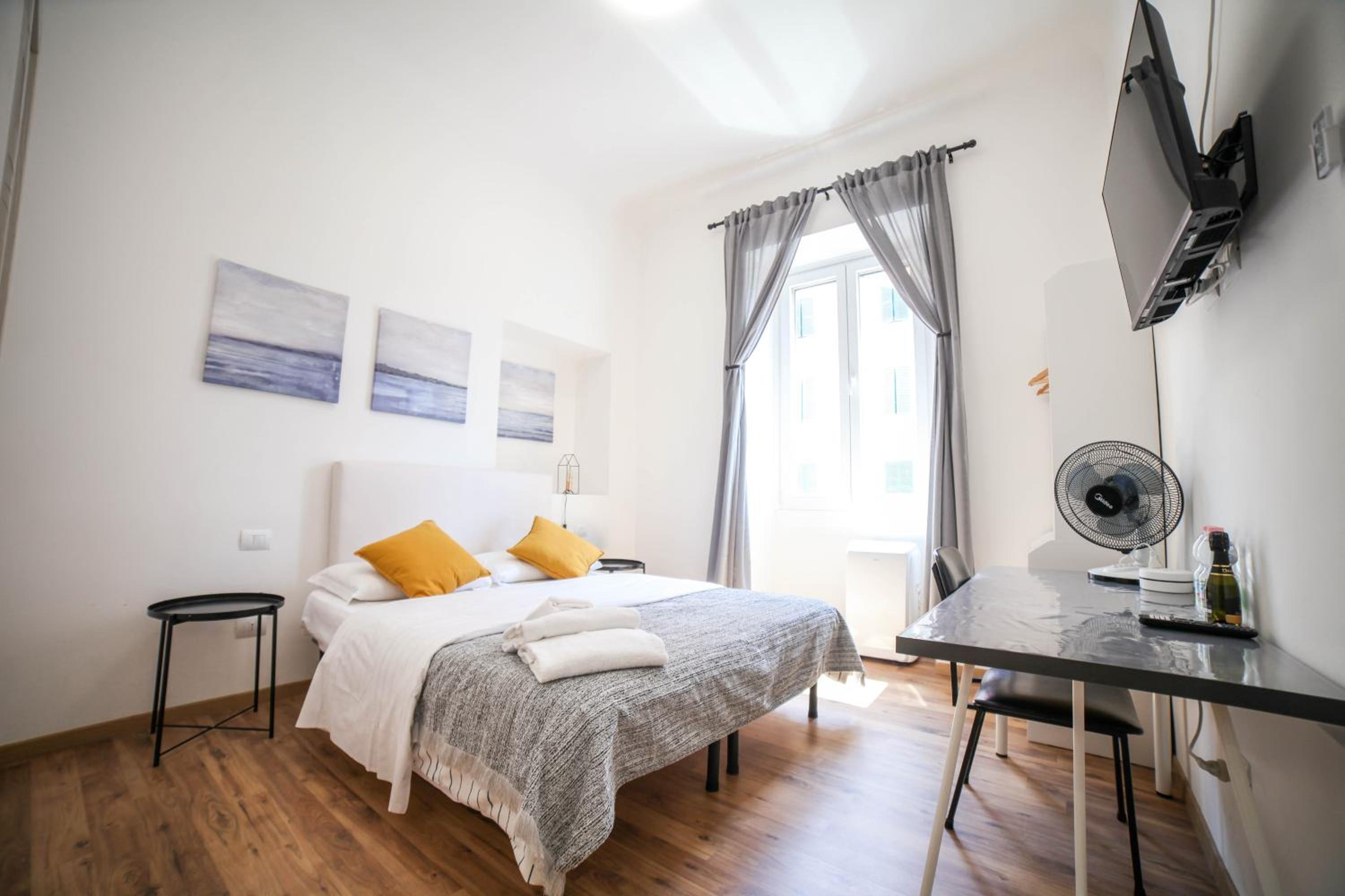 Double Room with Private Bathroom photo 1