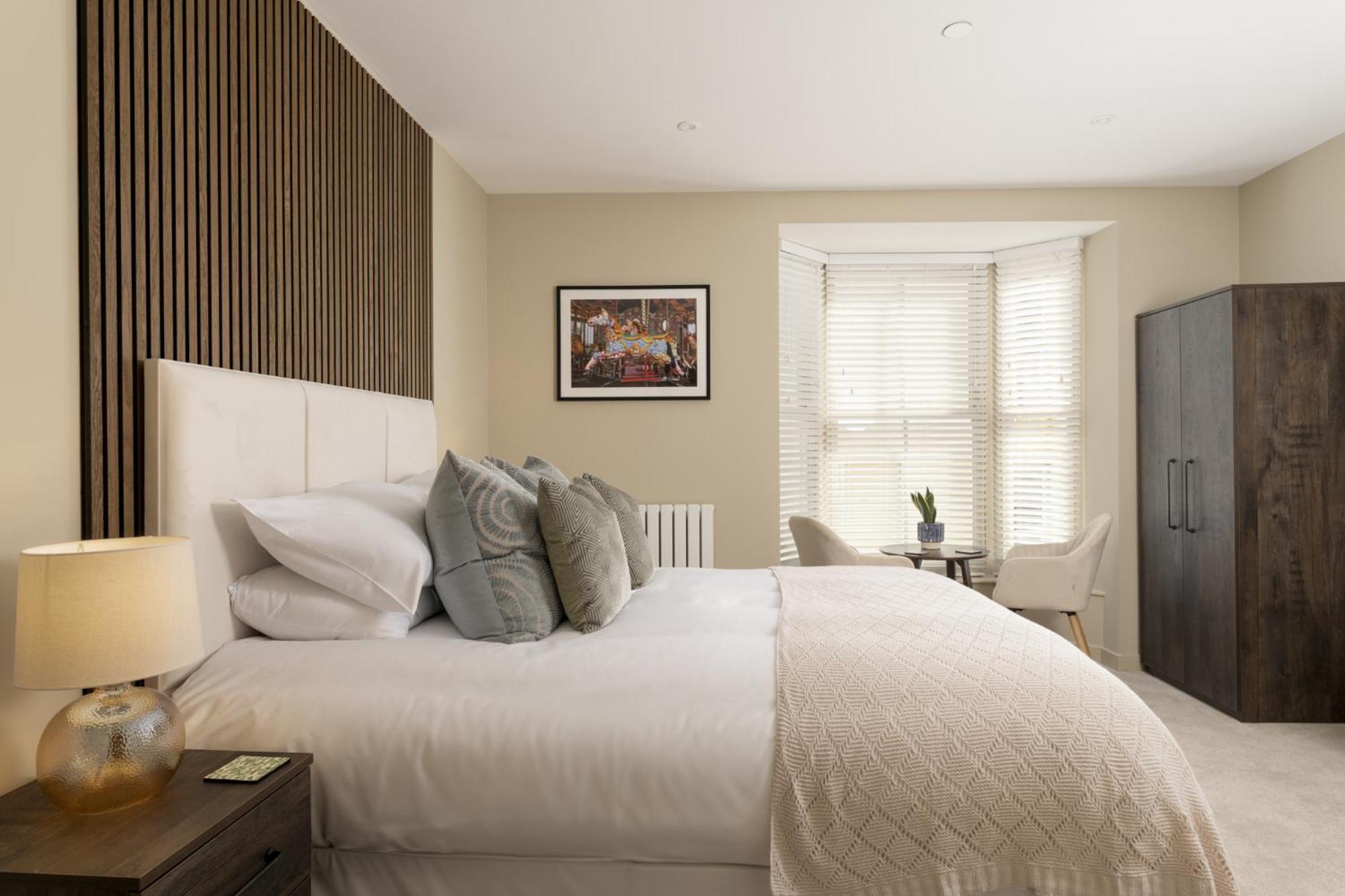 Superior King Room