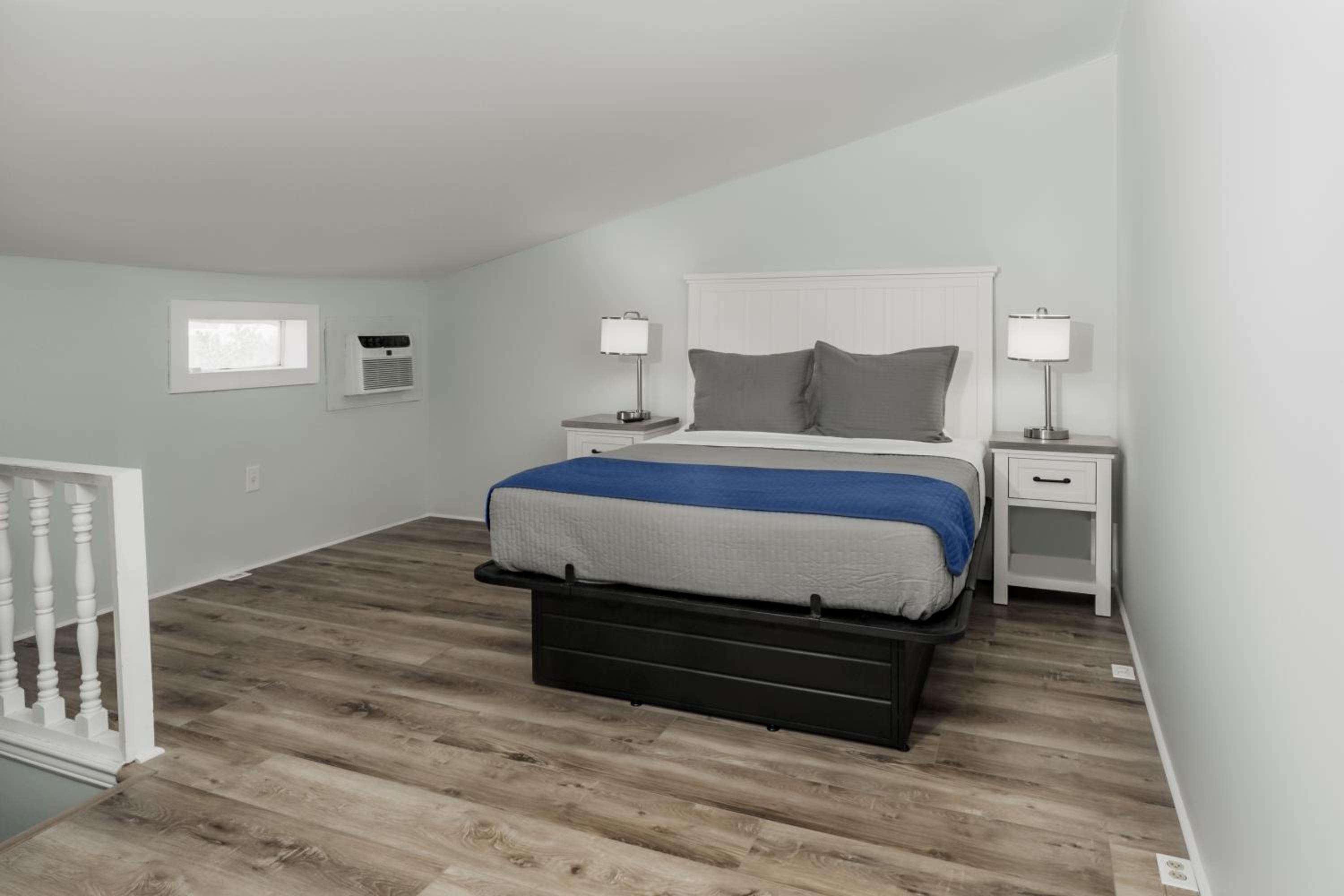 One-Bedroom Deluxe Apartment photo 1