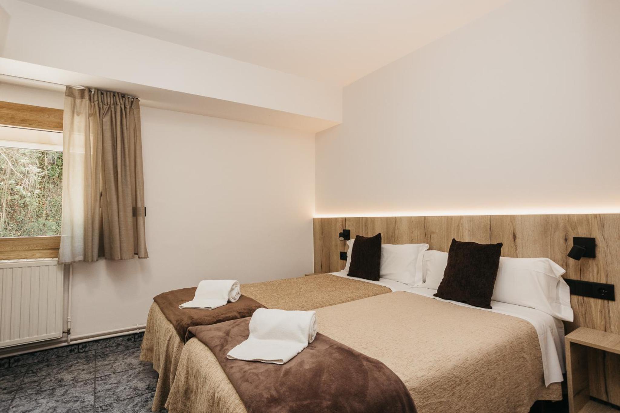 Habitación Estándar con Dos Camas Individuales