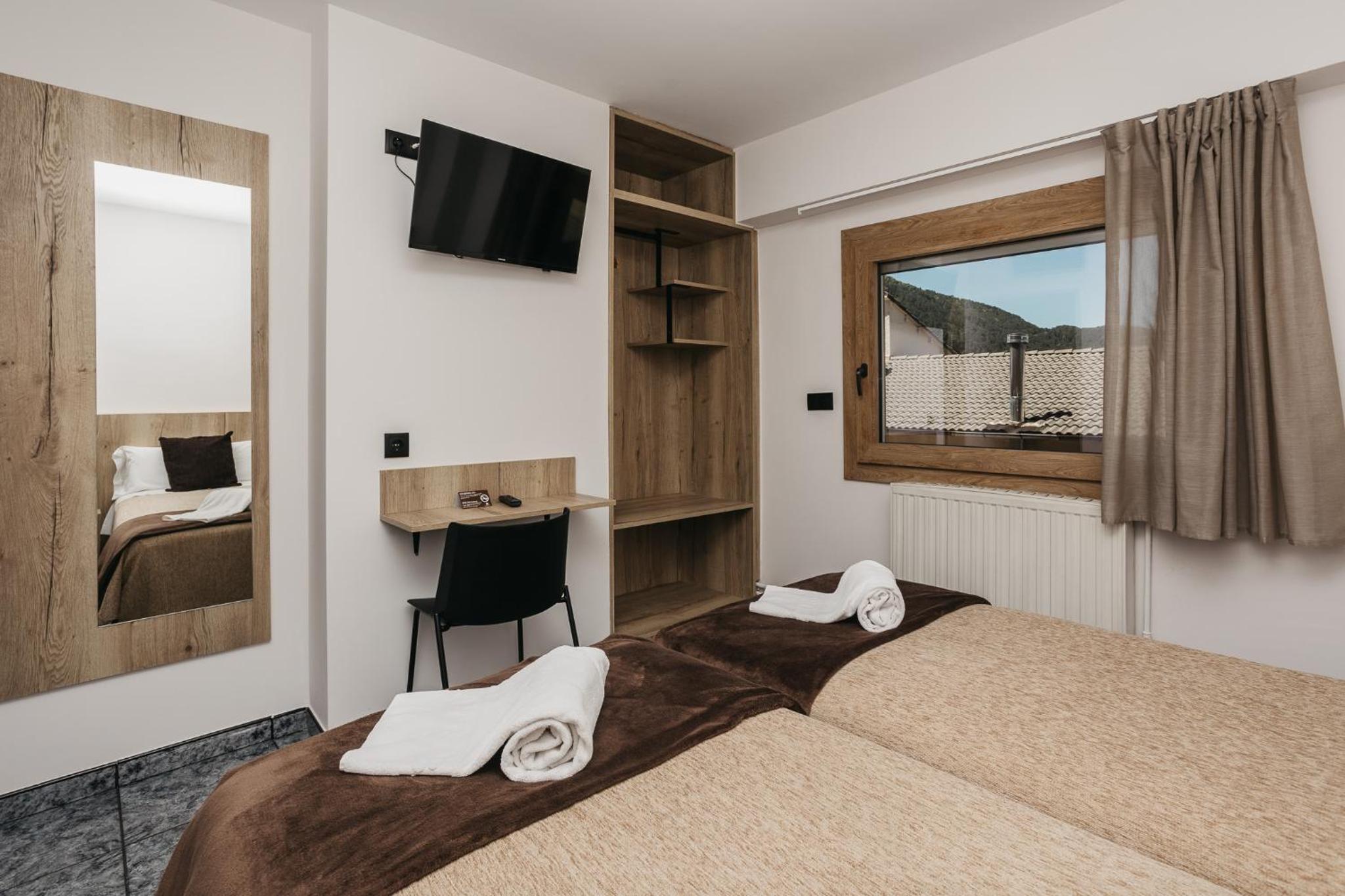 Habitación Doble con Vista a la Ciudad