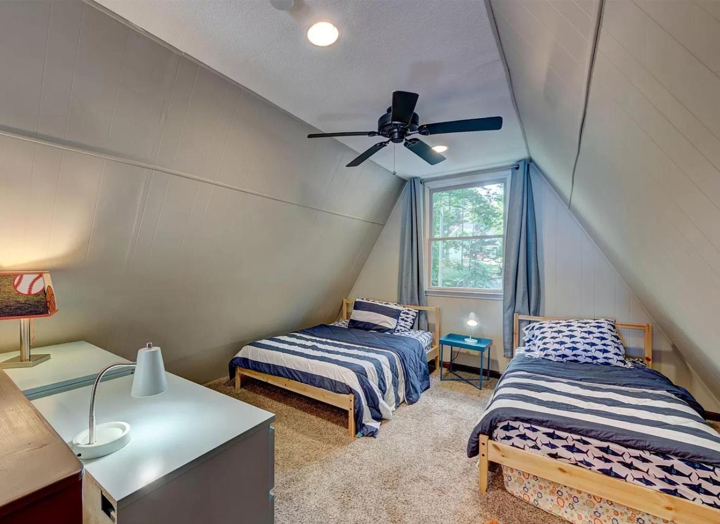 Three-Bedroom Chalet photo 2