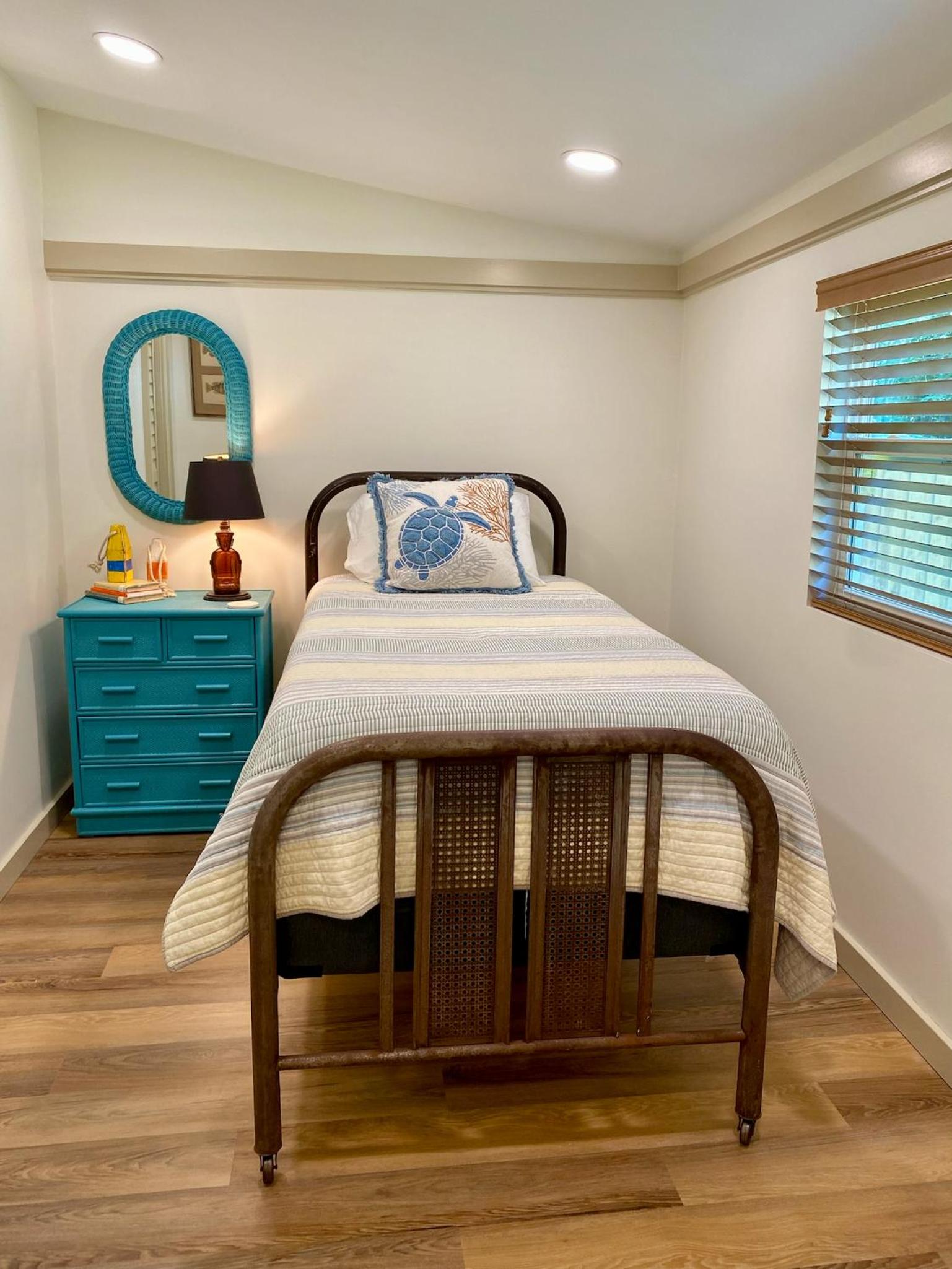 Two-Bedroom House photo 2
