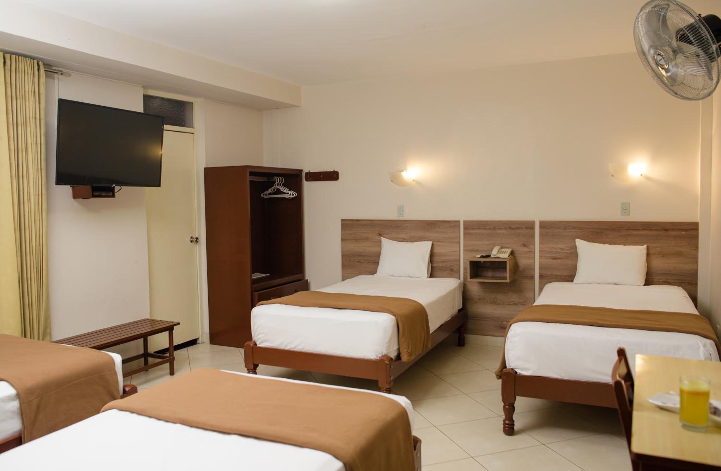 Quadruple Room photo 2