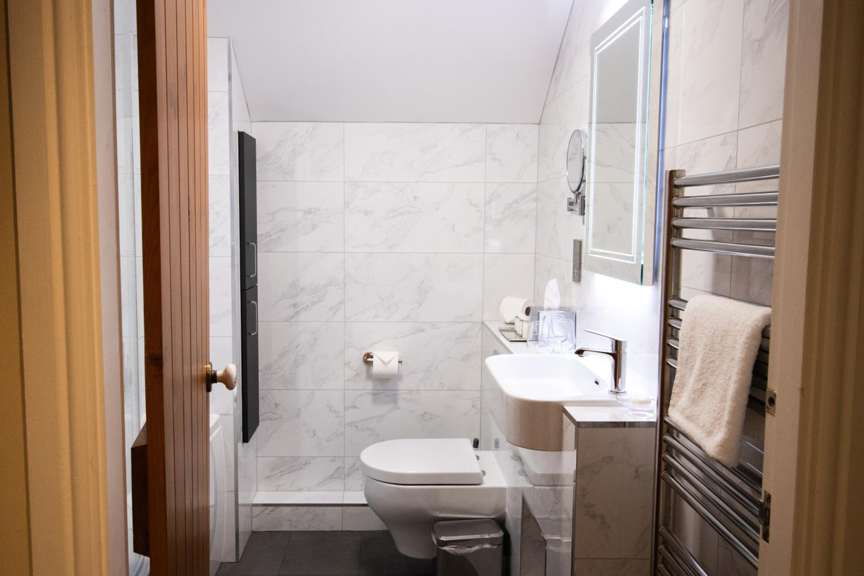 Two-Bedroom House photo 3