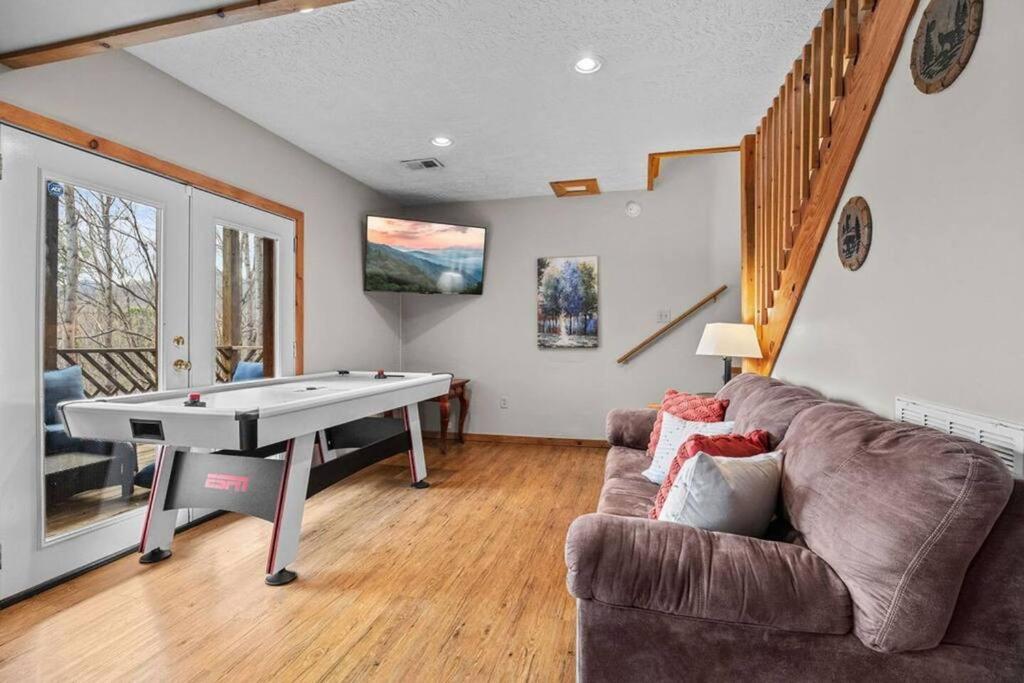 Two-Bedroom House photo 2