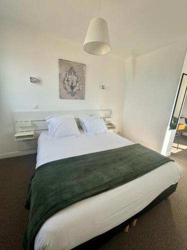 King Suite with Sea View - Photo 5