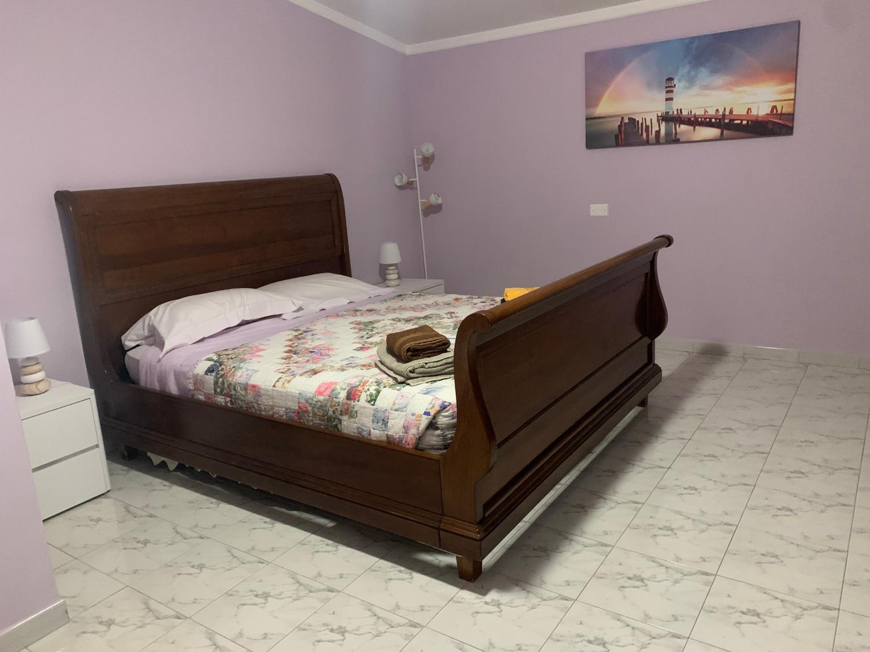 Large Double Room photo 3
