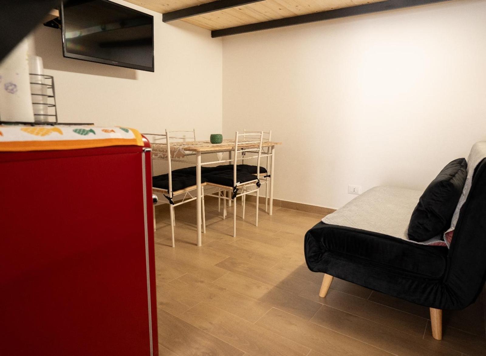 One-Bedroom House