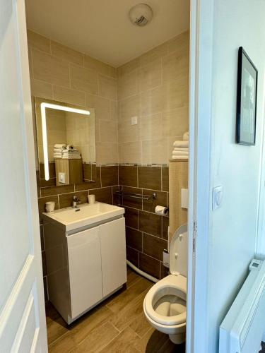 Suite - Photo 7