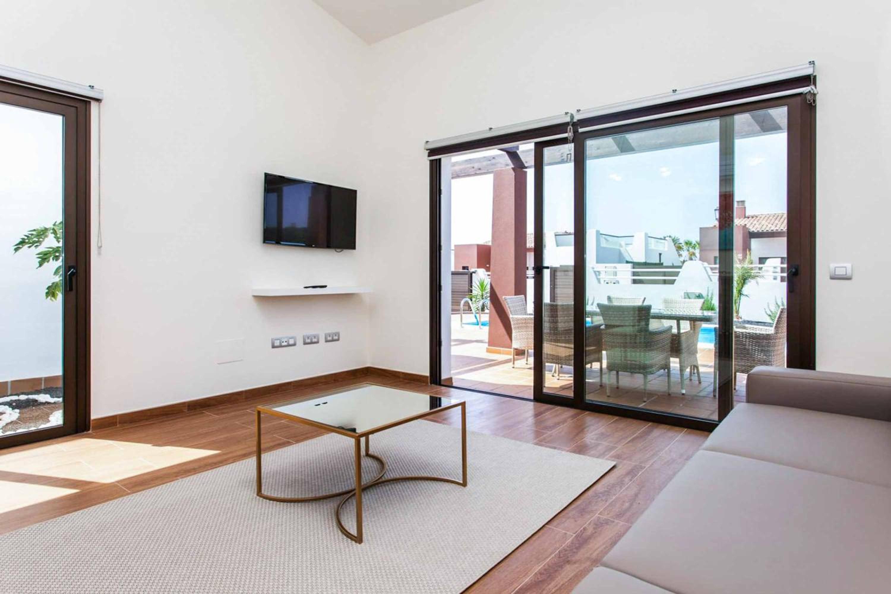 Villa de Tres Habitaciones