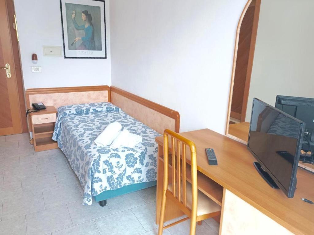 Single Room With Balcony photo 2