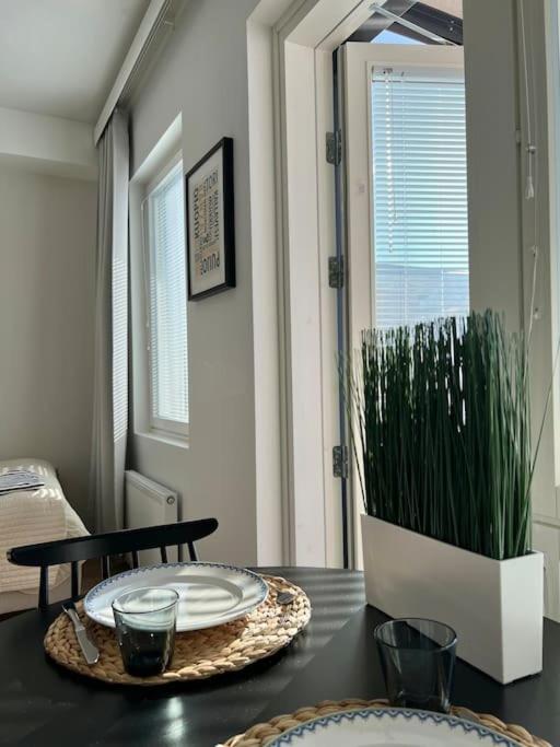 One-Bedroom Apartment photo 3