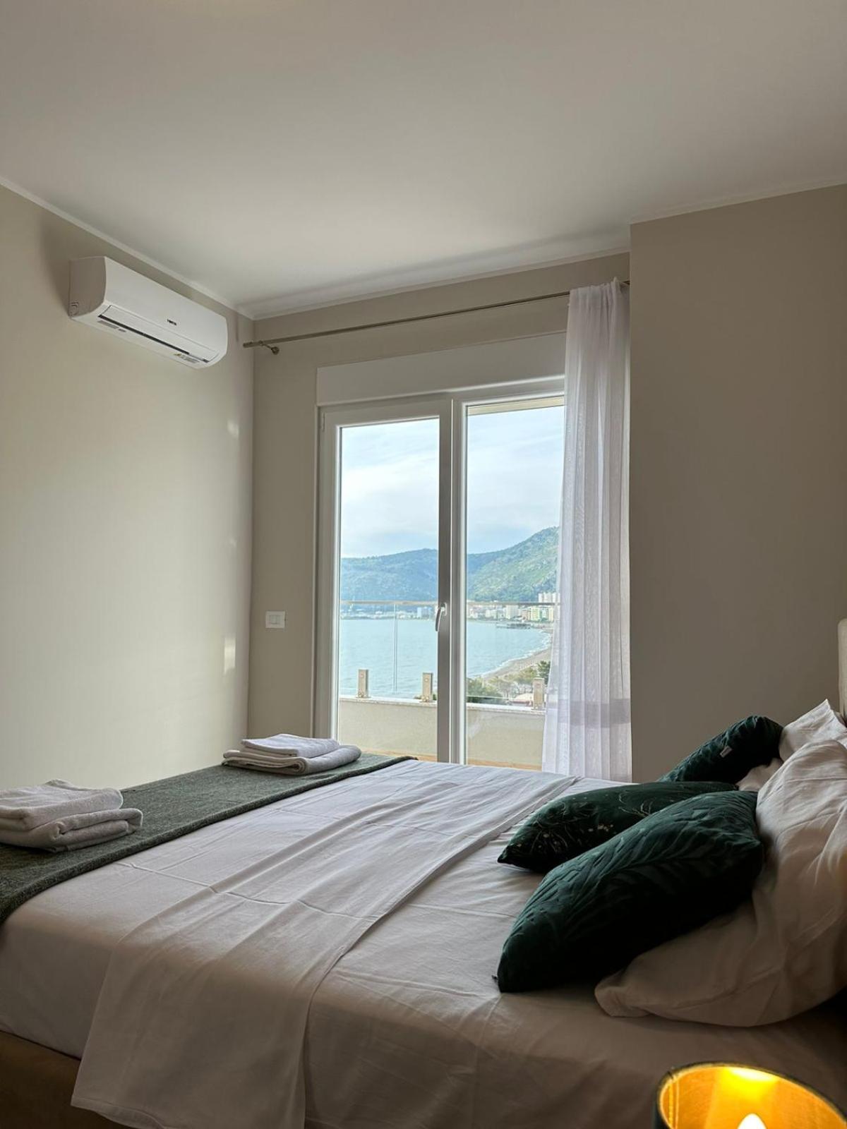 Superior One-Bedroom Apartment