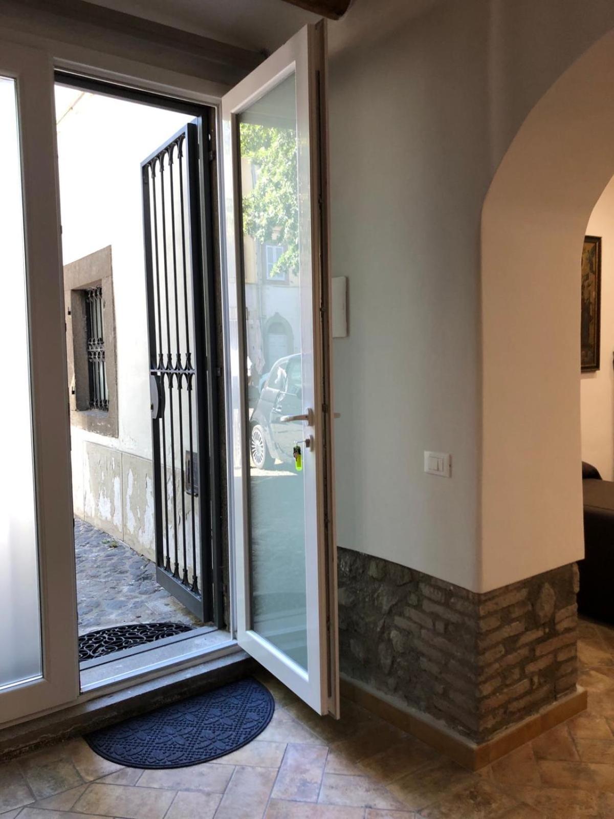 One-Bedroom House photo 2