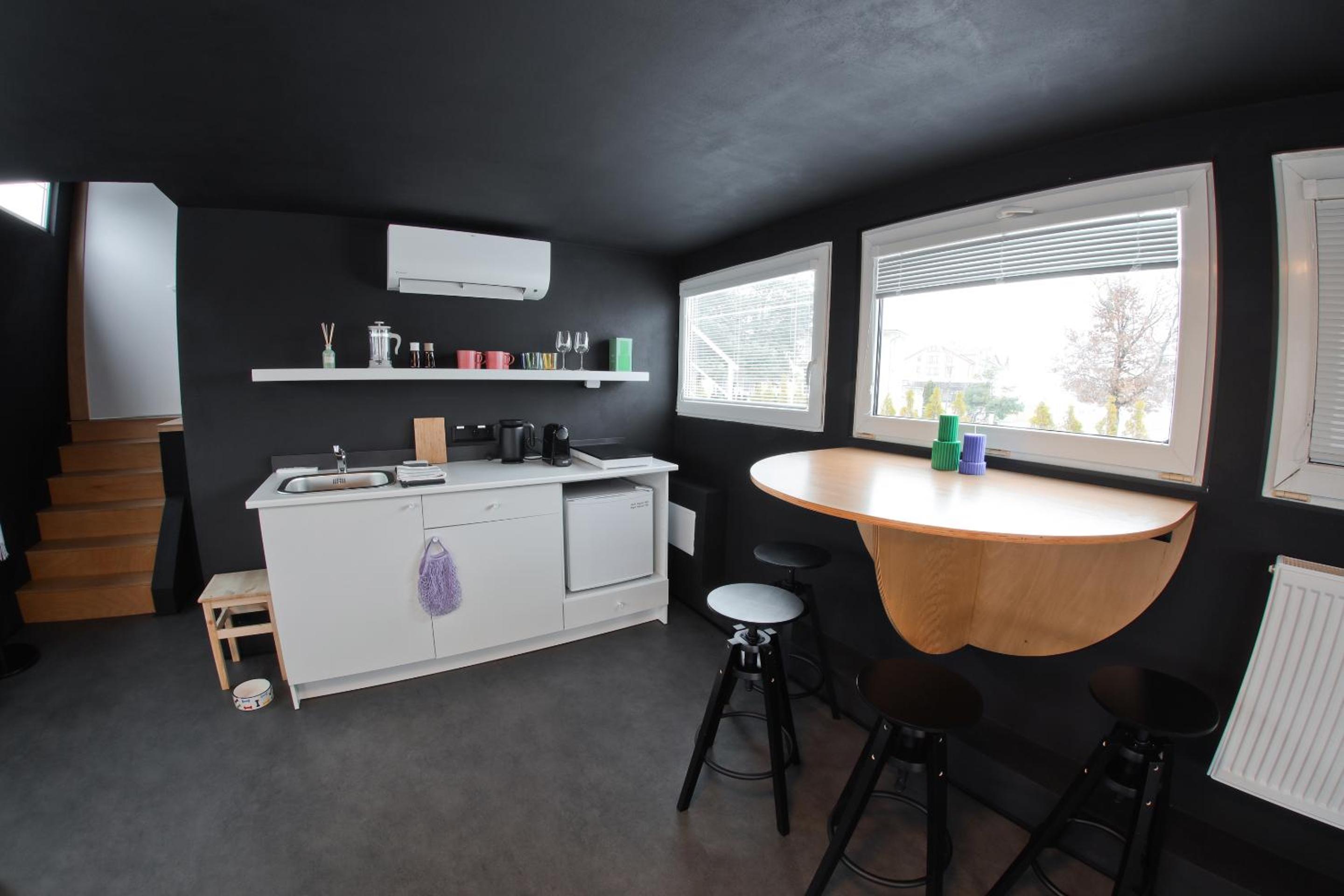 Apartment with Lake View photo 3