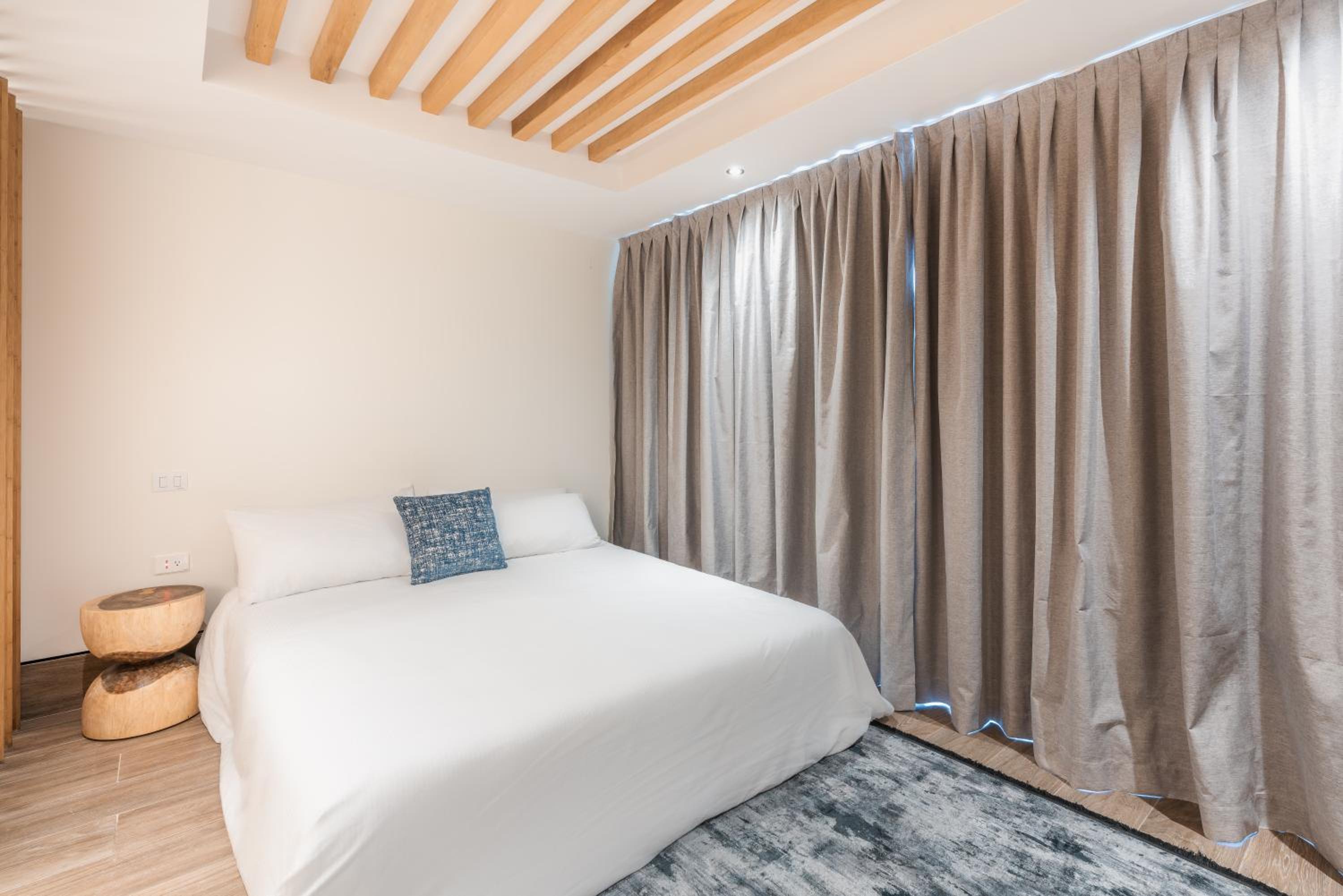Junior Suite with Terrace - Photo 1