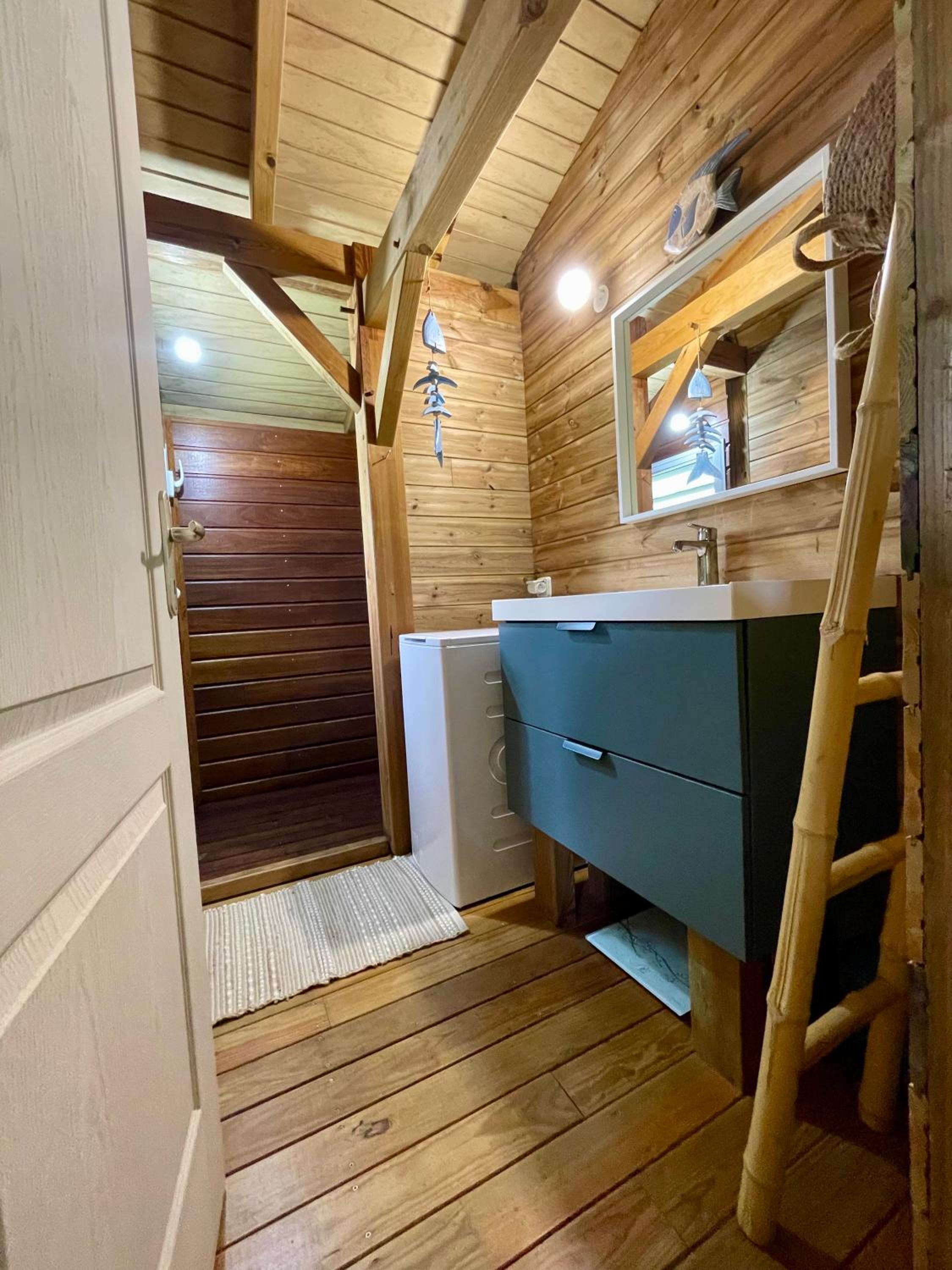 One-Bedroom House photo 2