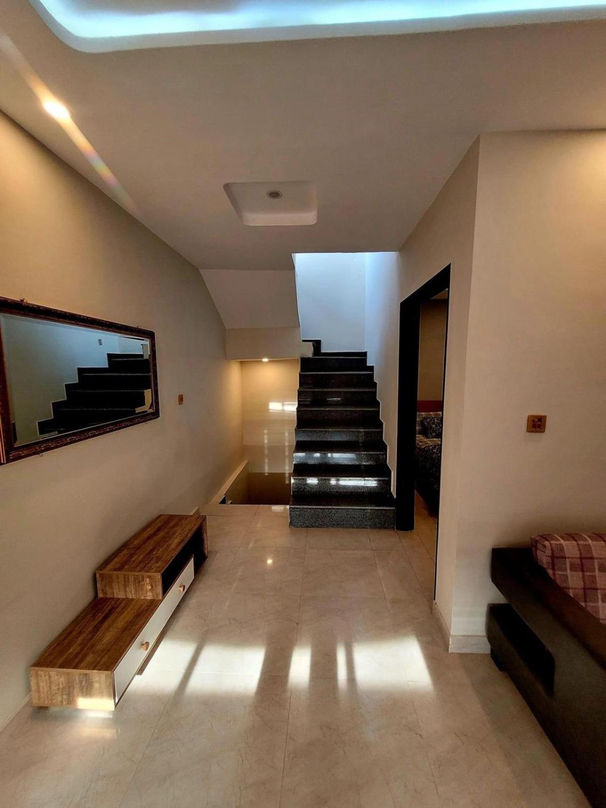 Three-Bedroom Villa photo 1